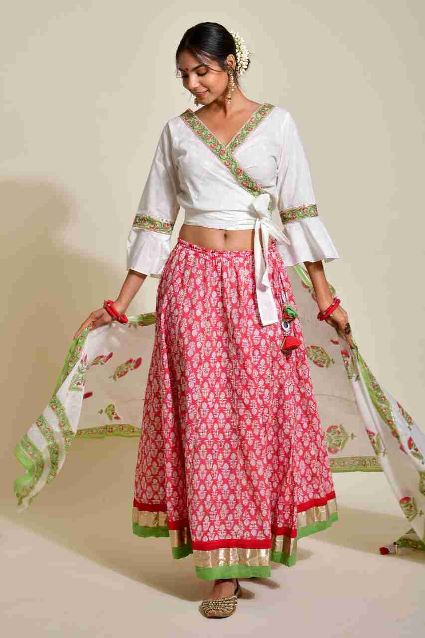 Naksh Red and White Skirt, Top, Dupatta (Set ot 3)