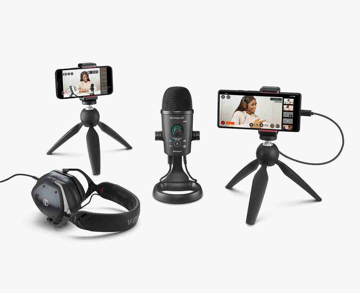 Roland GO:PODCAST USB Microphone for Streaming and Podcasting