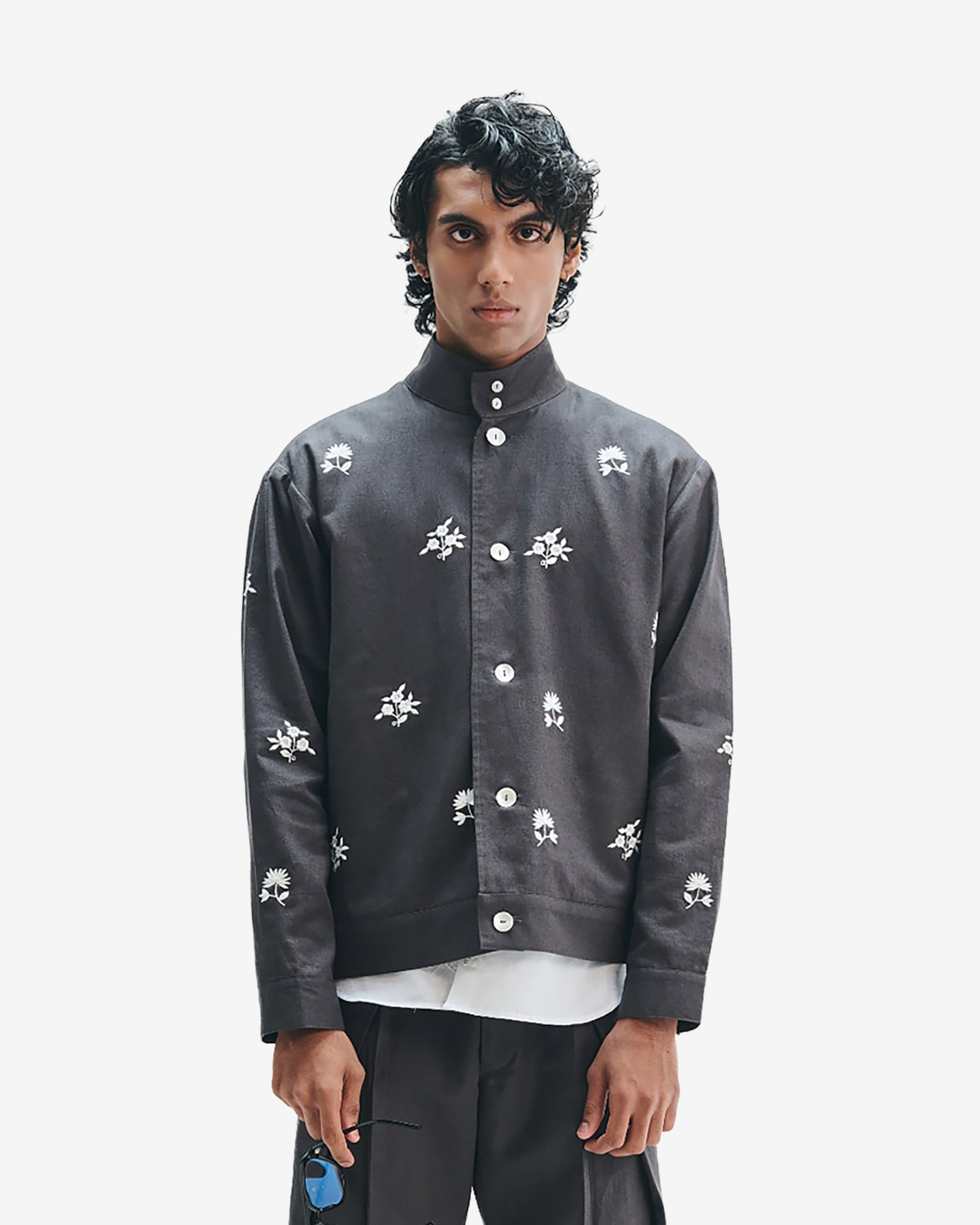 Pebble Co-linen Embroidered Men’s Stand Collar Jacket