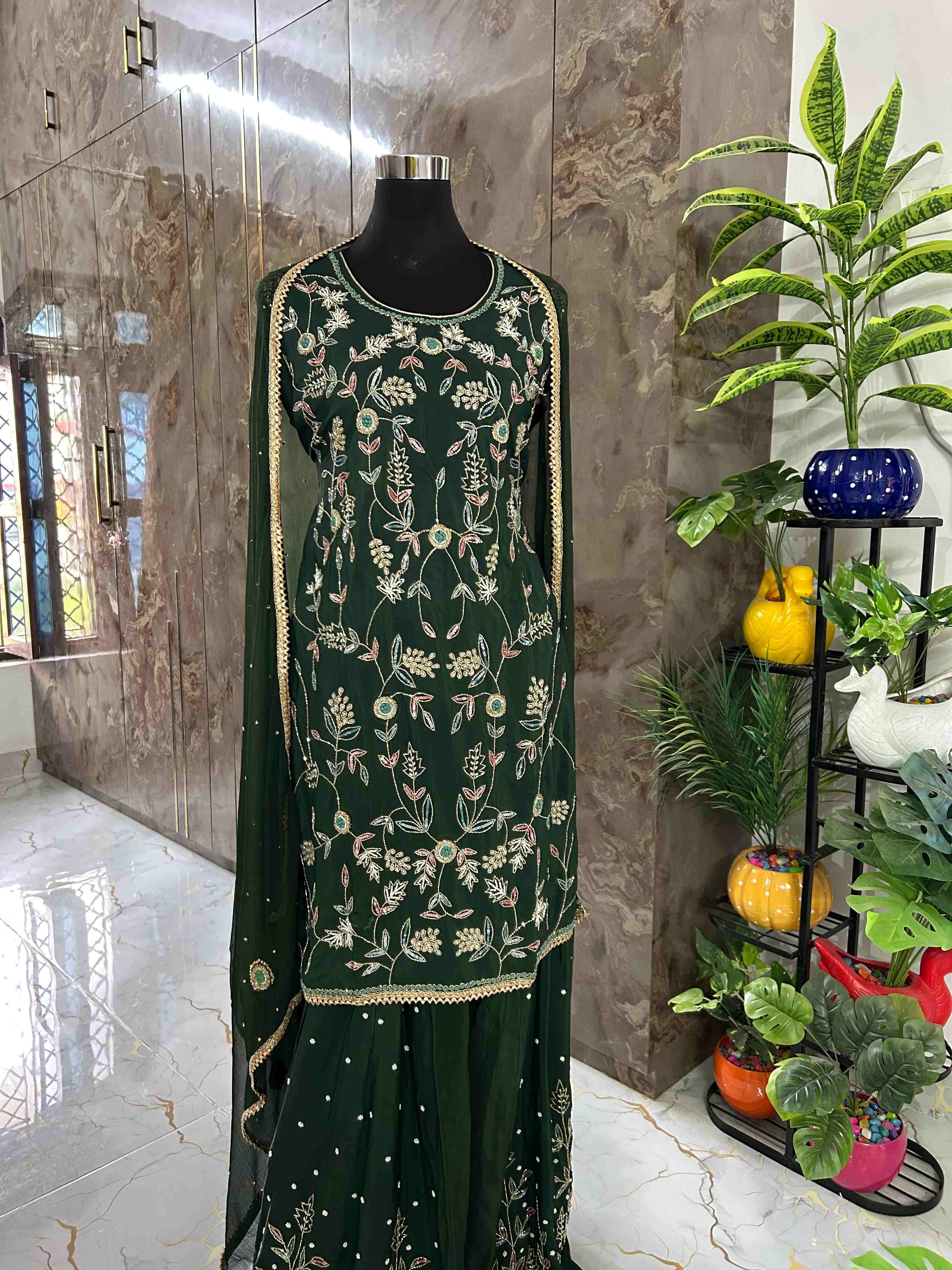 Gulbano Greengrace Sahara Set with embroidered chiffon dupatta