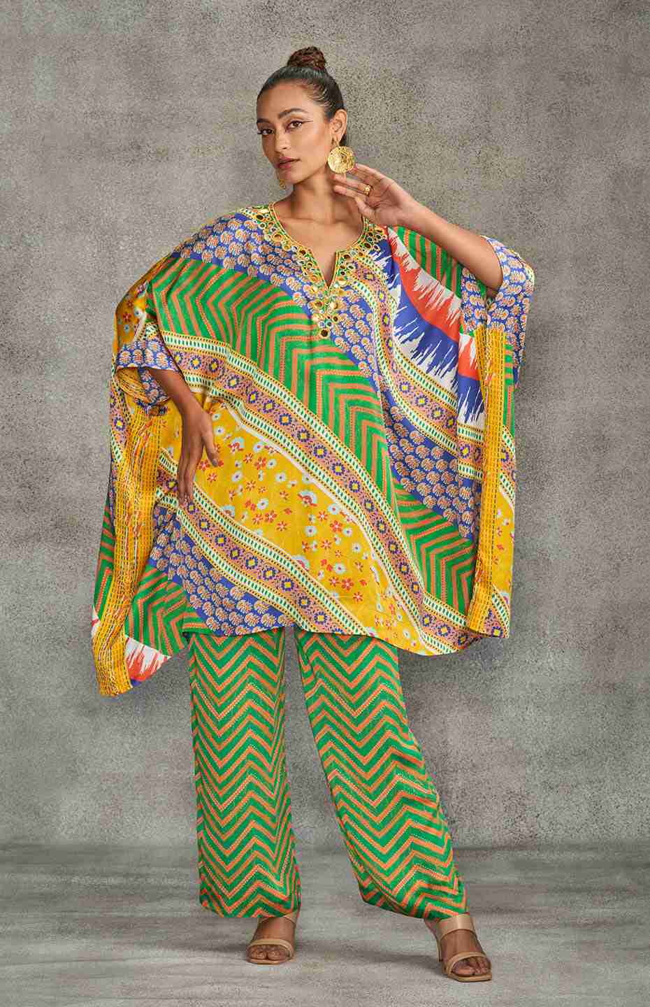 Tribal Mirror 2.0 Short Kaftan