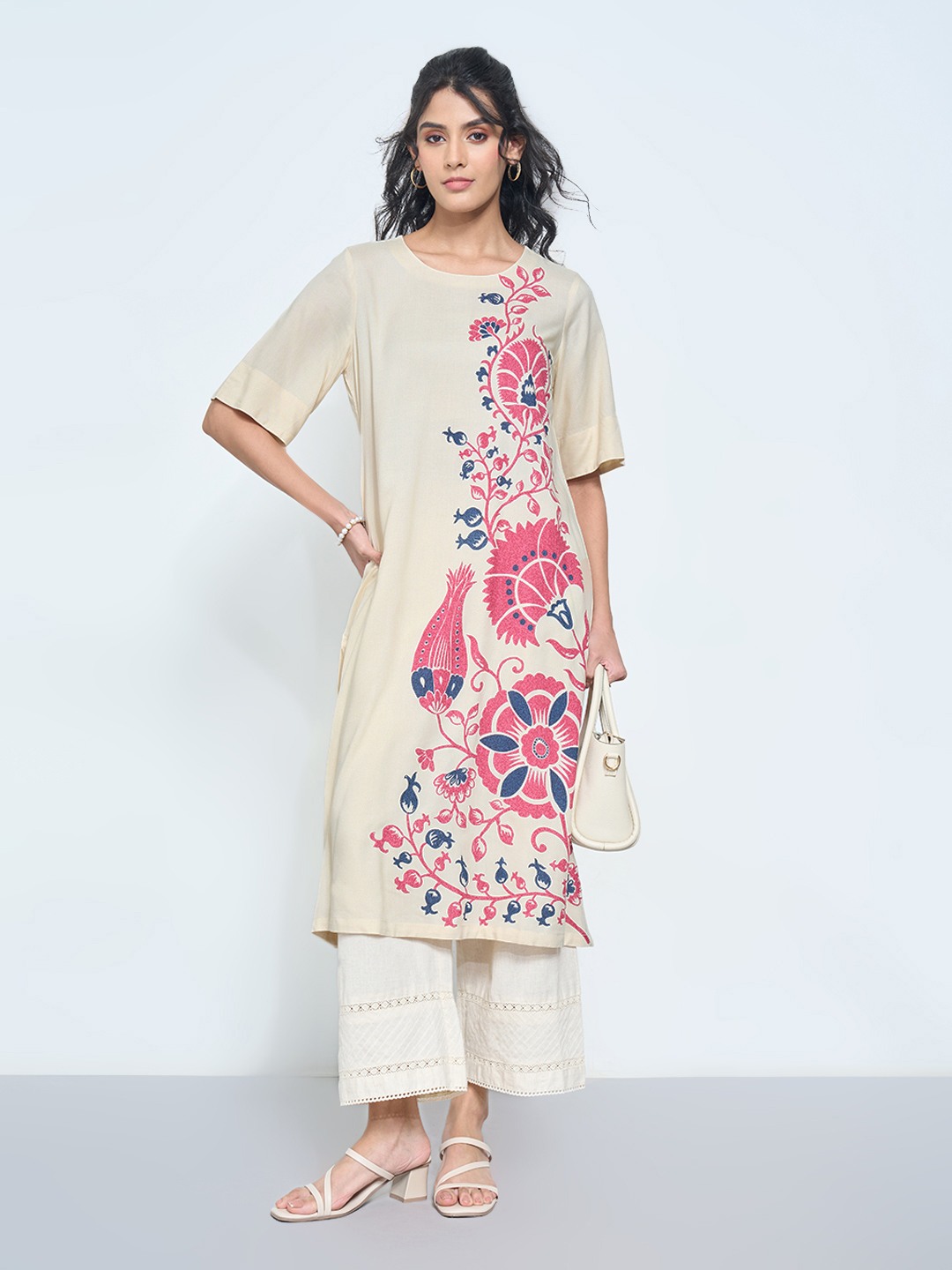 Cream Floral Print A-line Kurta