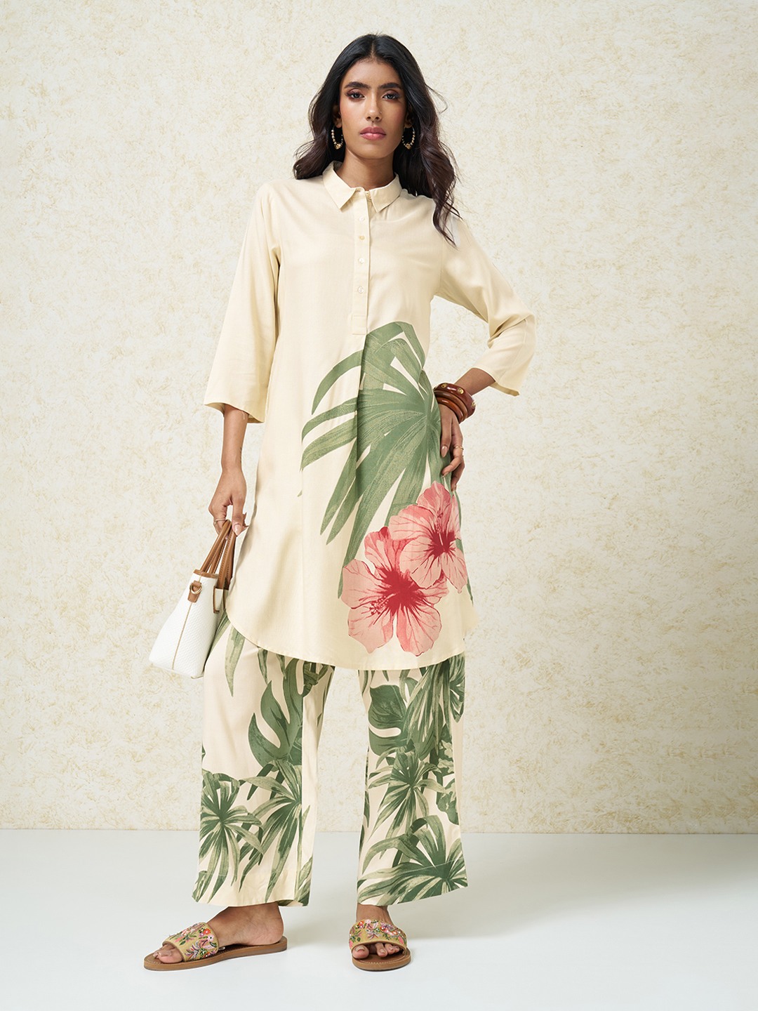 Off-White Botanical Print Collared Kurta