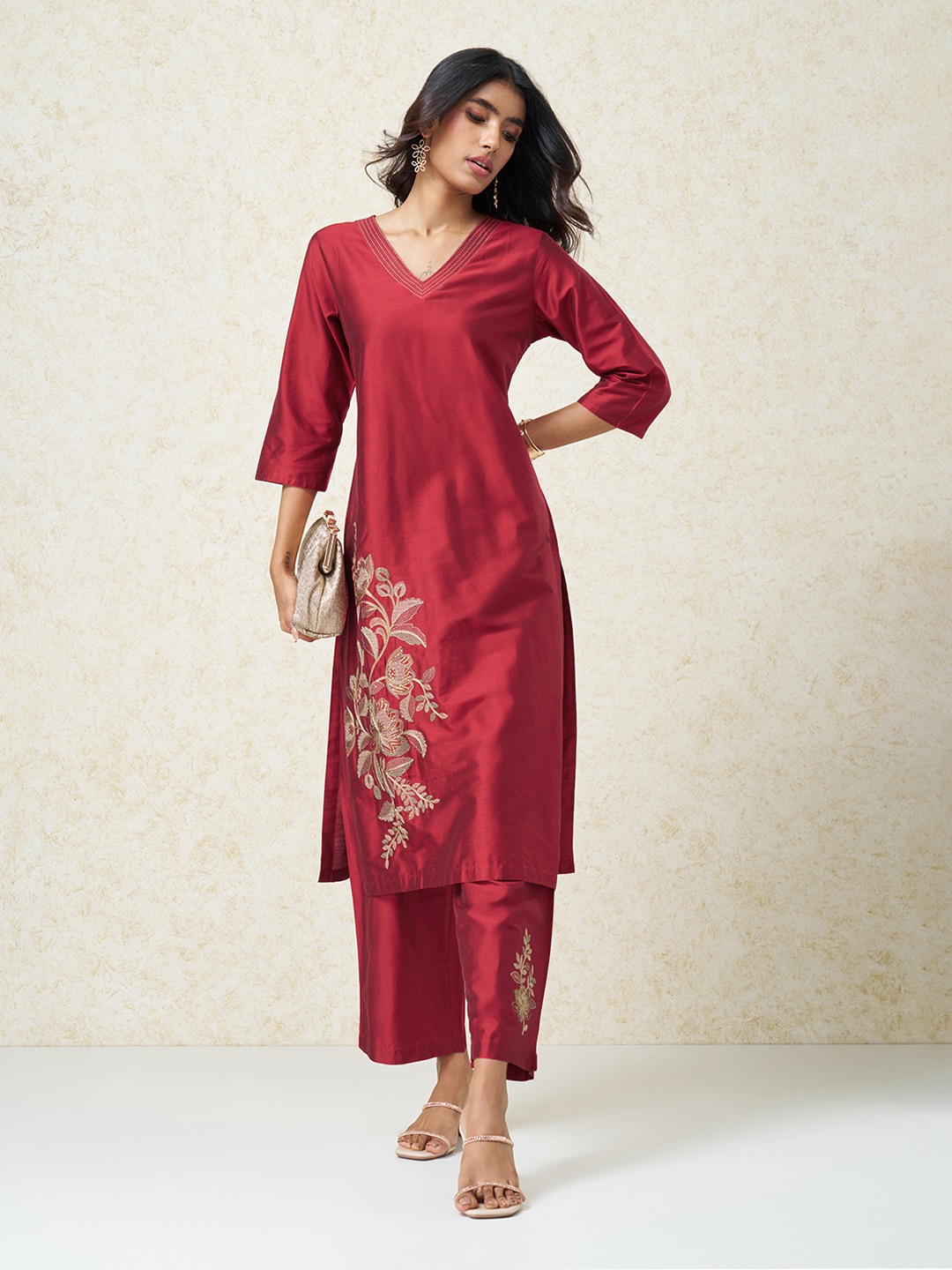 Red Botanical Embroidered Kurta & Pants Set