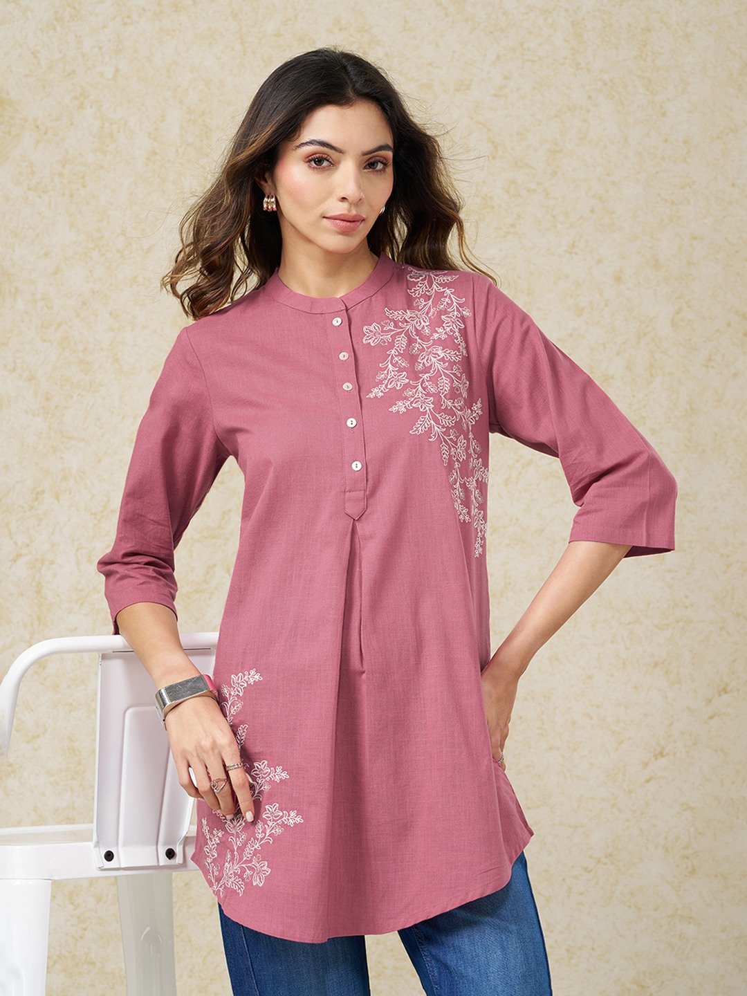 Pink Floral Embroidered Mandarin Collar Tunic