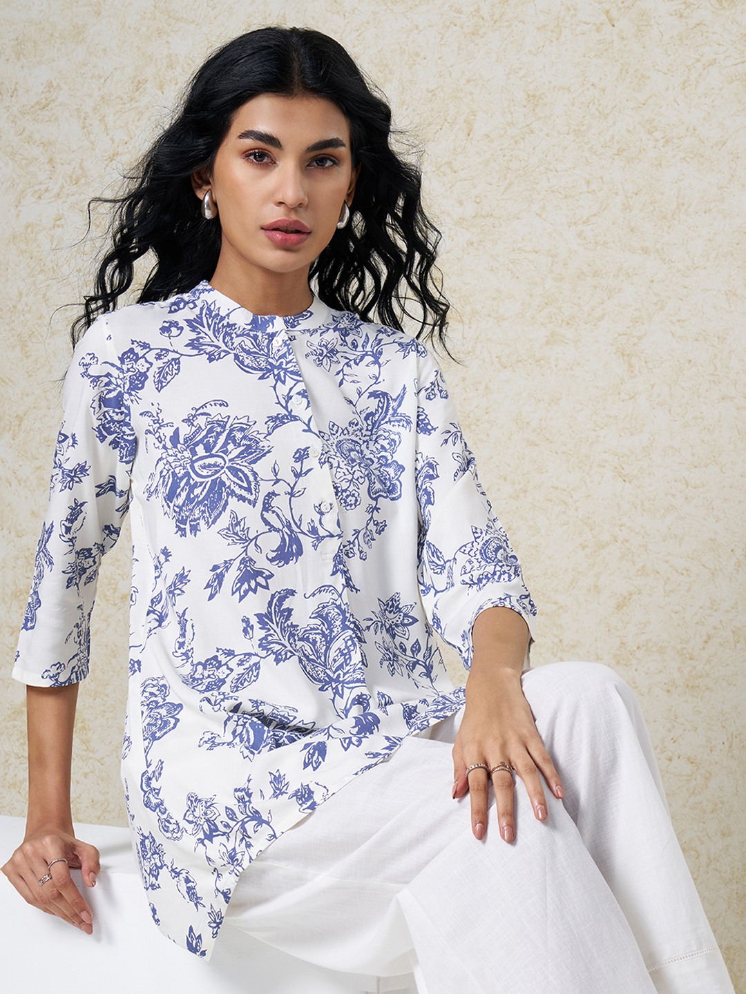 Off-White Floral Print Mandarin Collar Tunic