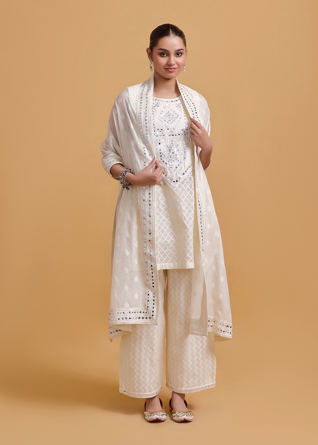 Azra Mirror Offwhite Sleeveless Kurta