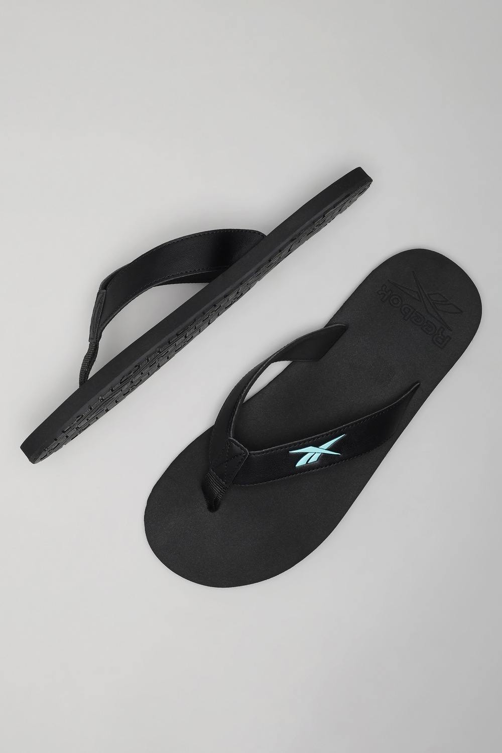 Union Flip - Men Black Sandals & slippers