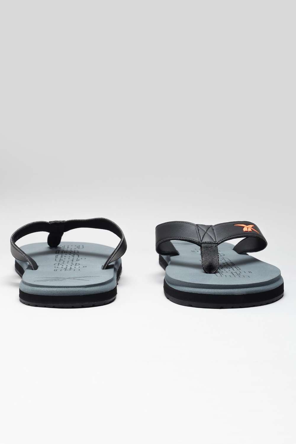 Jack Flip - Men Grey Sandals & slippers