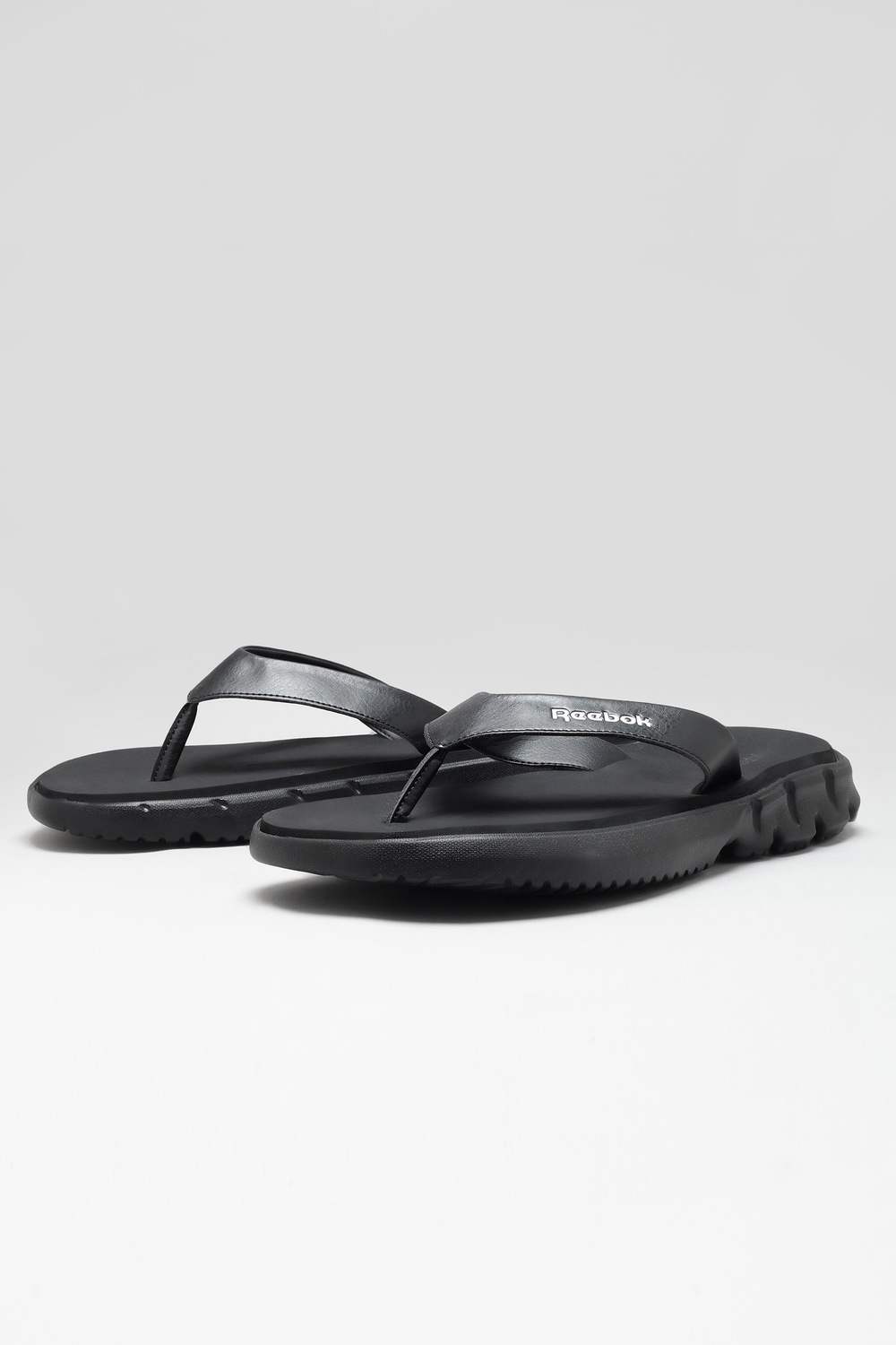 LUKE FLIP - Men Black Sandals & slippers