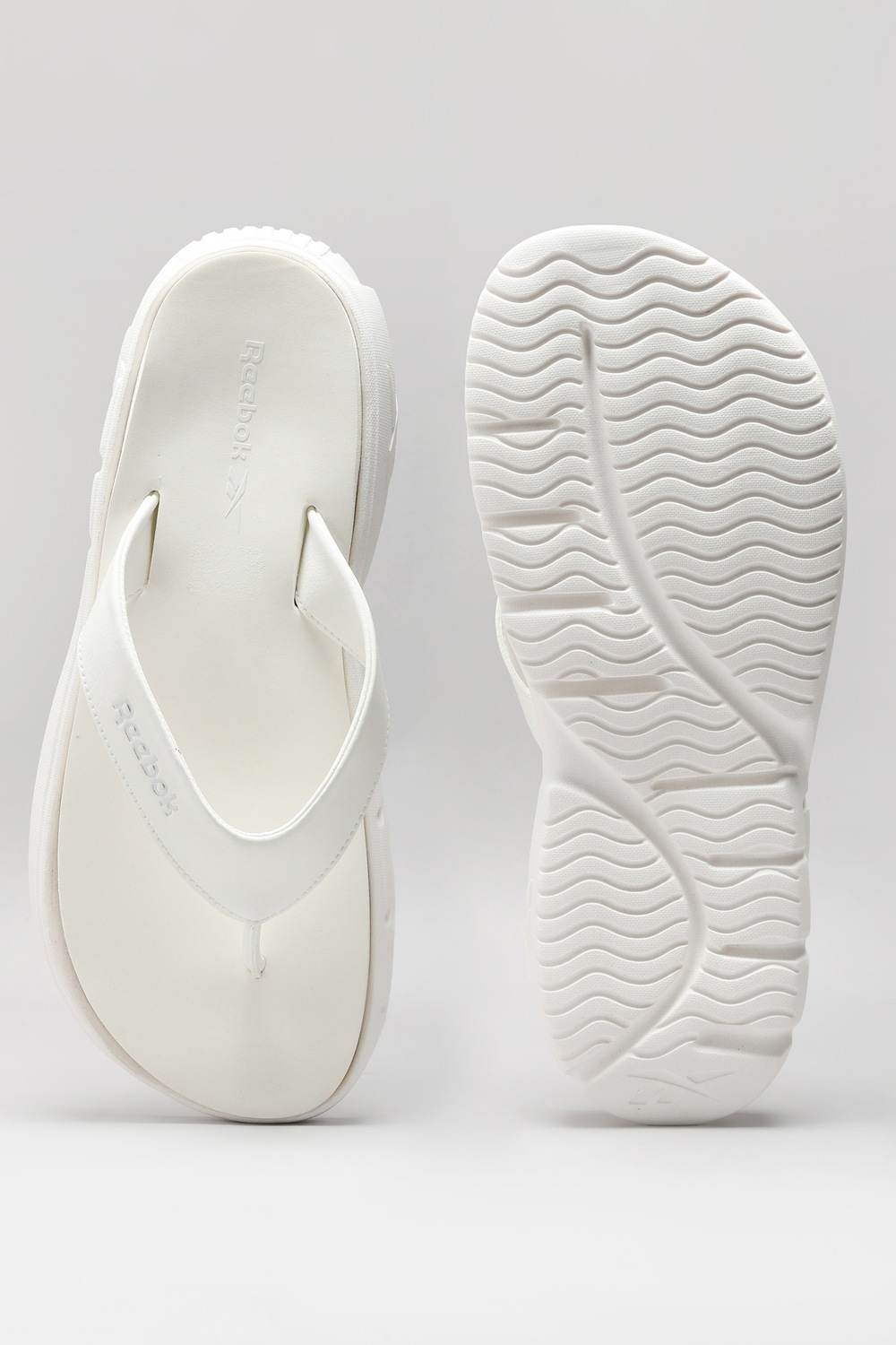 LUKE FLIP - Men White Sandals & slippers