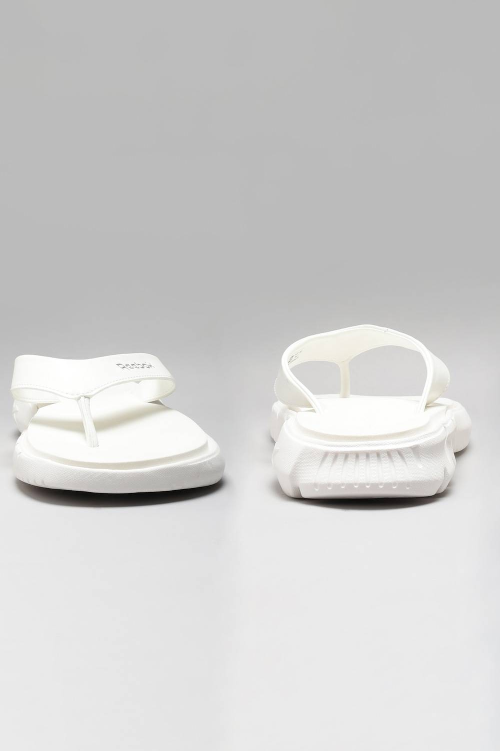 LUKE FLIP - Men White Sandals & slippers