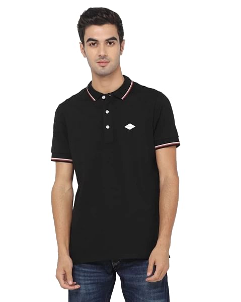https://cdn.fynd.com/v2/falling-surf-7c8bb8/fyprod/wrkr/products/pictures/item/free/original/replay/M3071-00021868098/2/FjaBcFrPfs-410255783006_1_2740.webp
