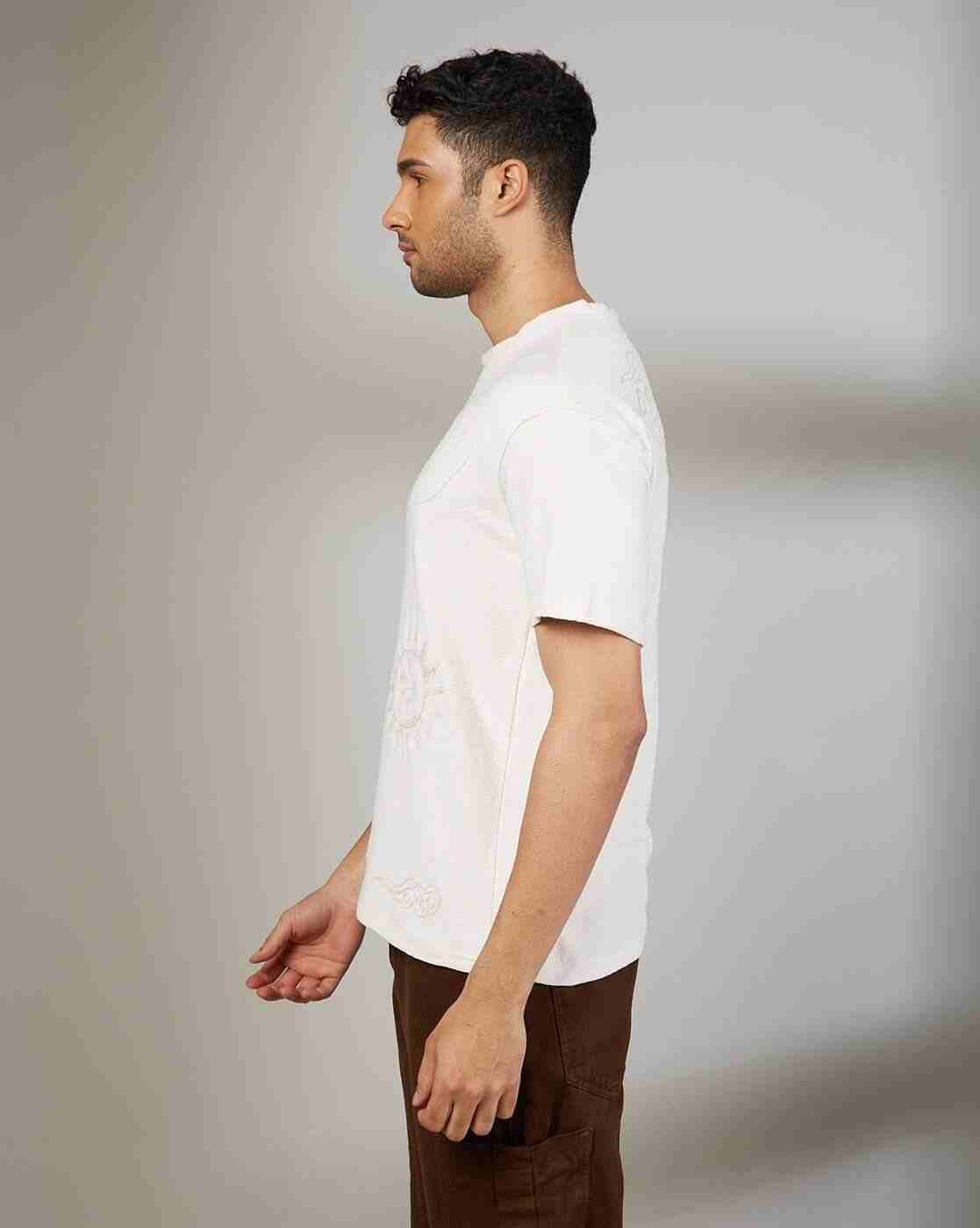 Rev-Verse | Men Embroidered Relaxed Fit Crew-Neck T-Shirt|1