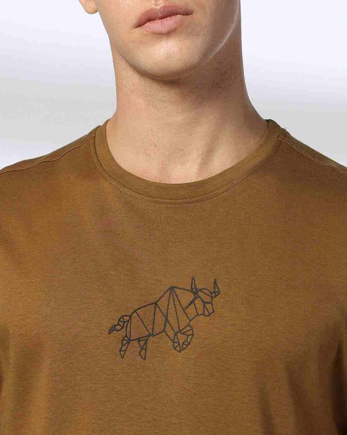 Rev-Verse | Men Graphic Embossed Regular Fit Crew-Neck T-Shirt|3