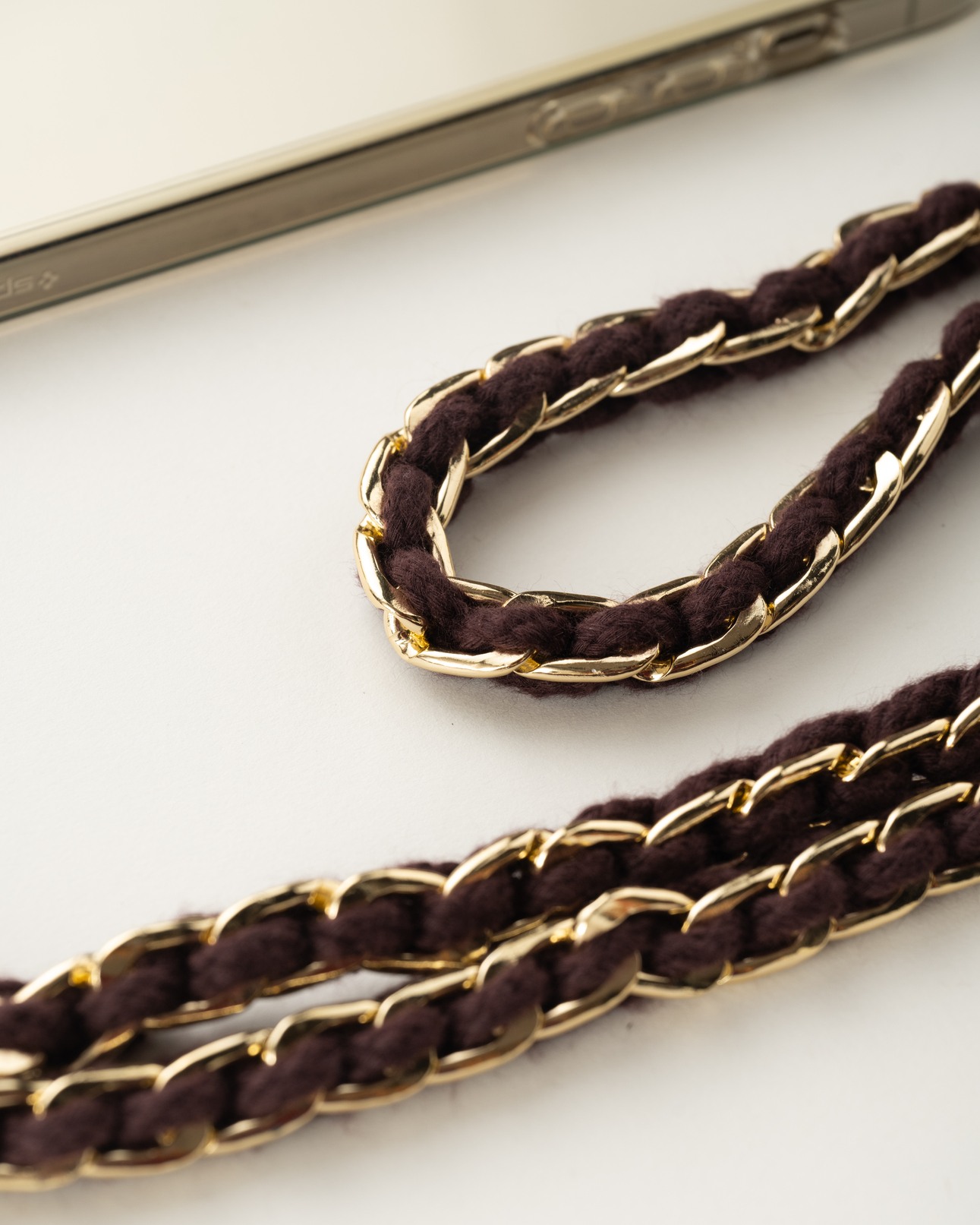 Phone lanyard string compatible with all phones