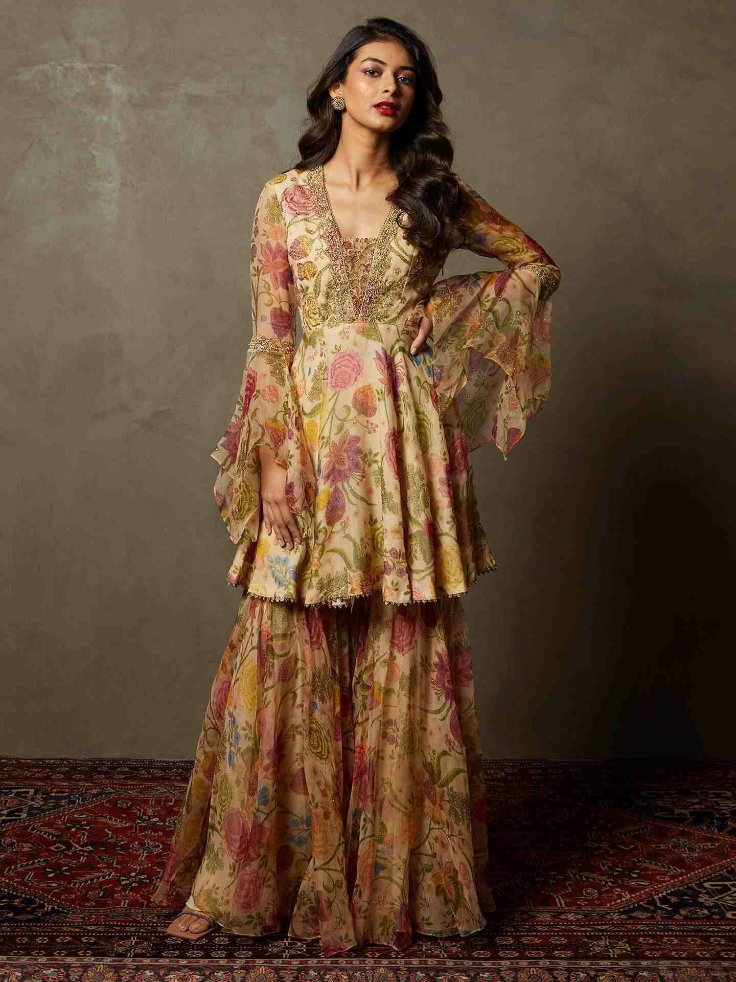 Ivory & Multi Janet Ensemble