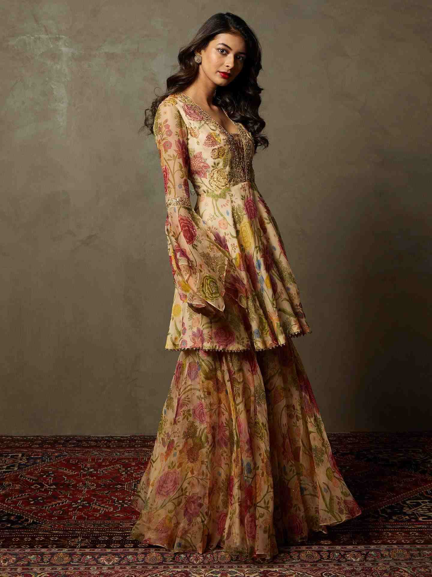 Ivory & Multi Janet Ensemble