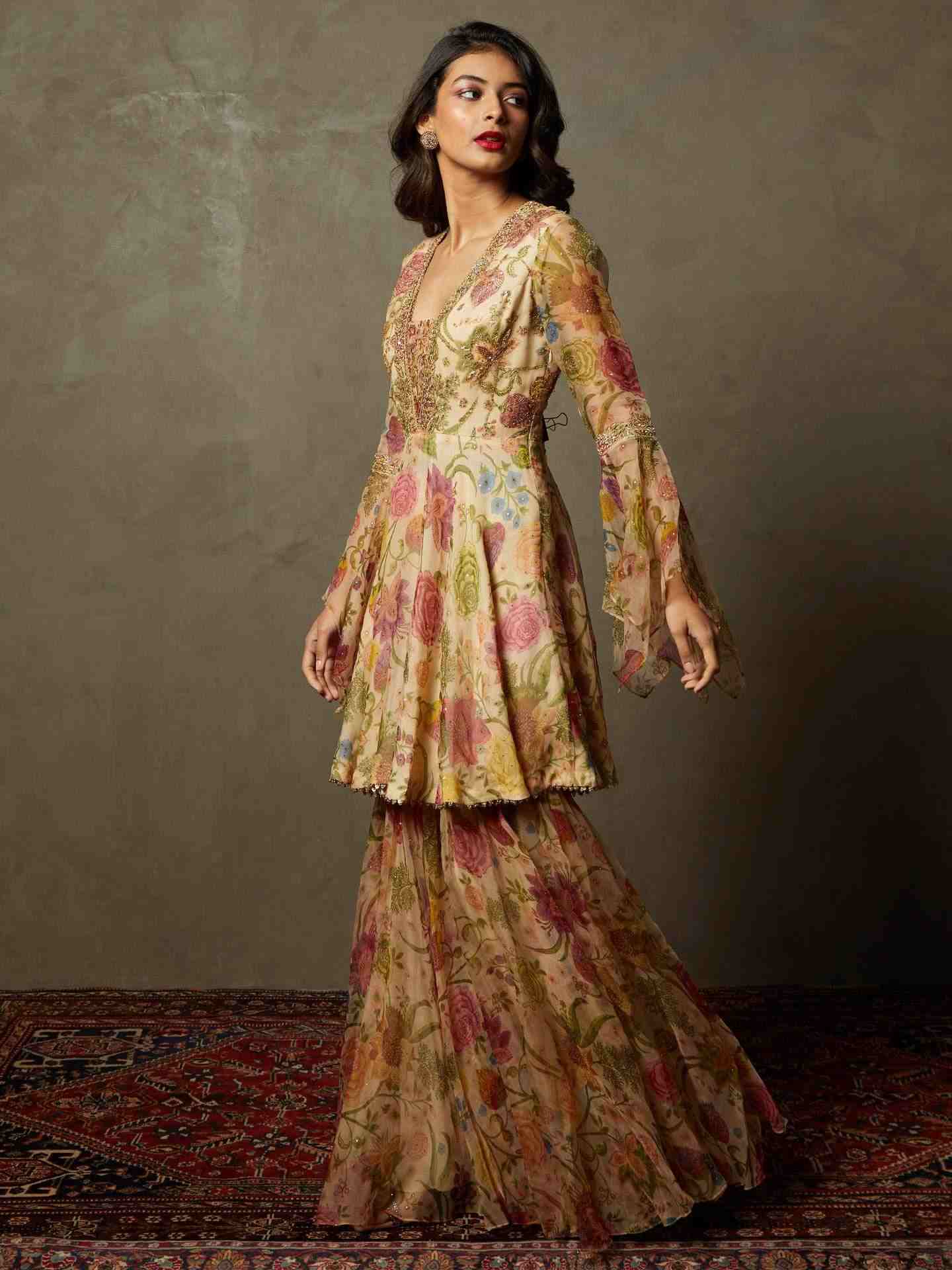 Ivory & Multi Janet Ensemble