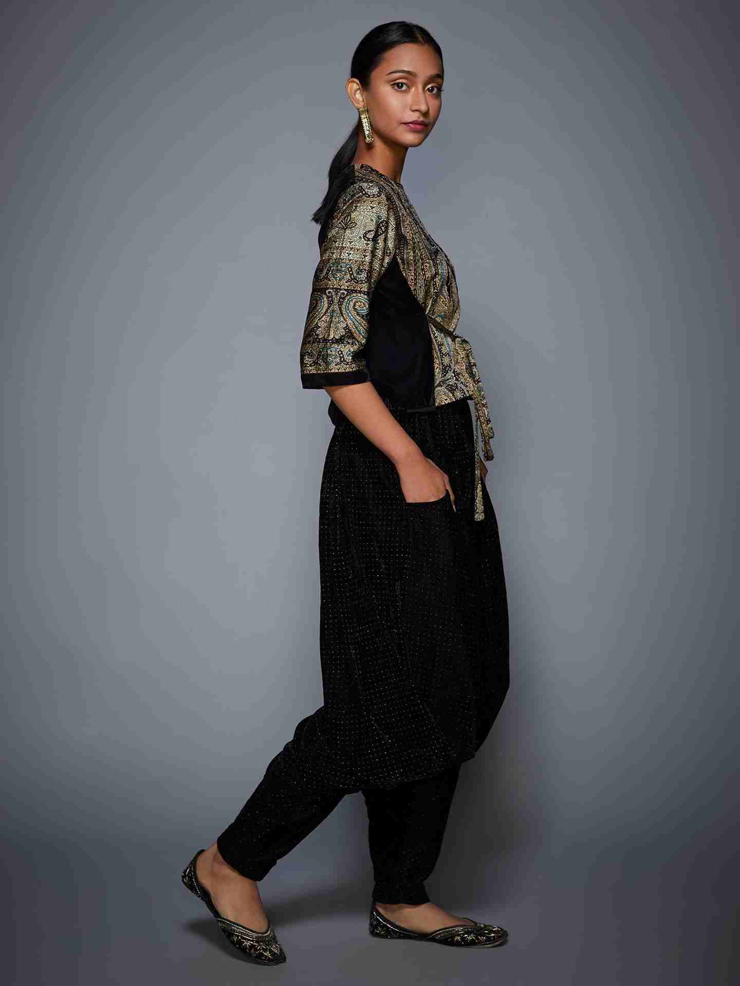 Grey & Black Atima Ensemble