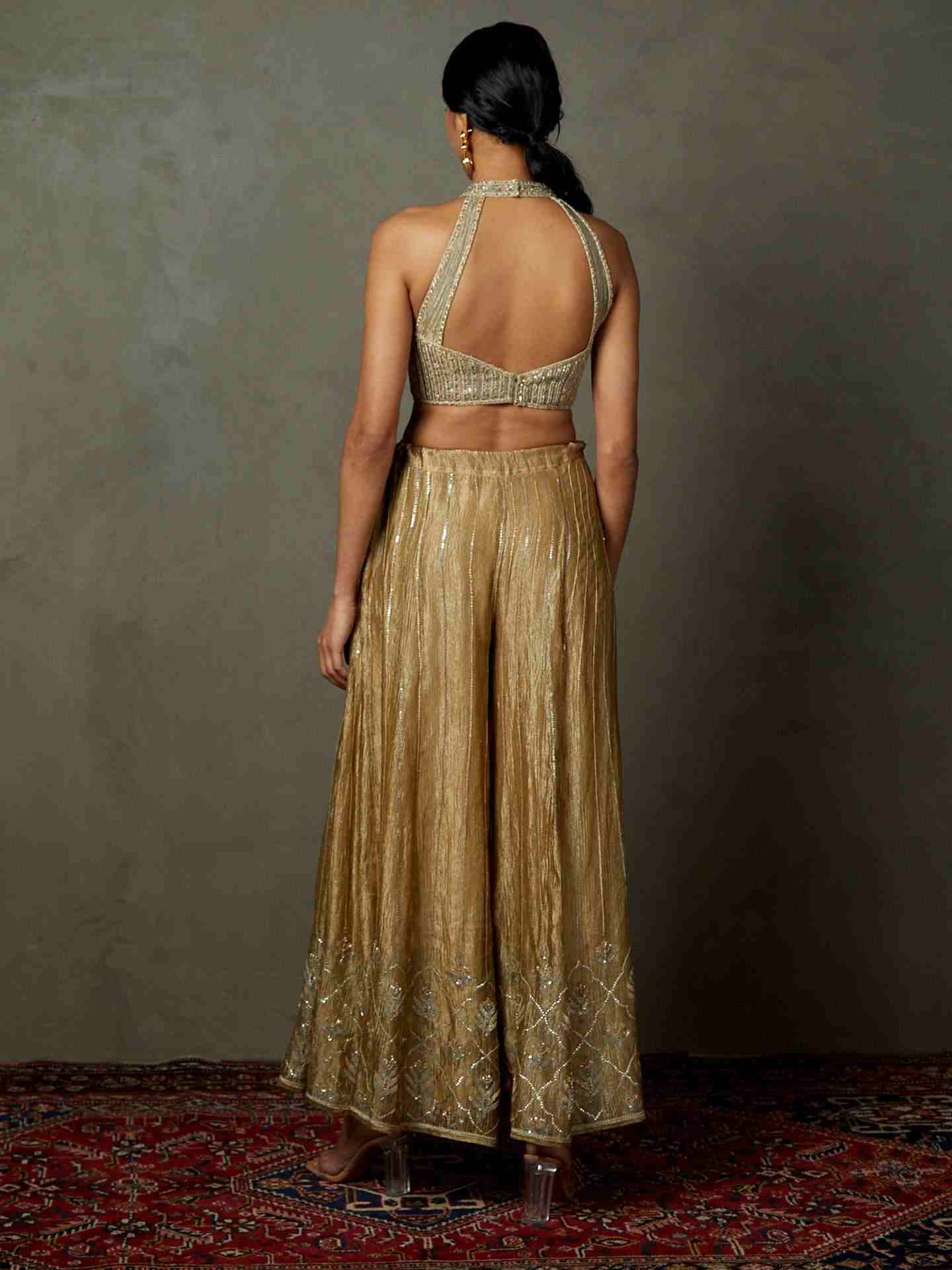 Antique Gold Rohira Ensemble