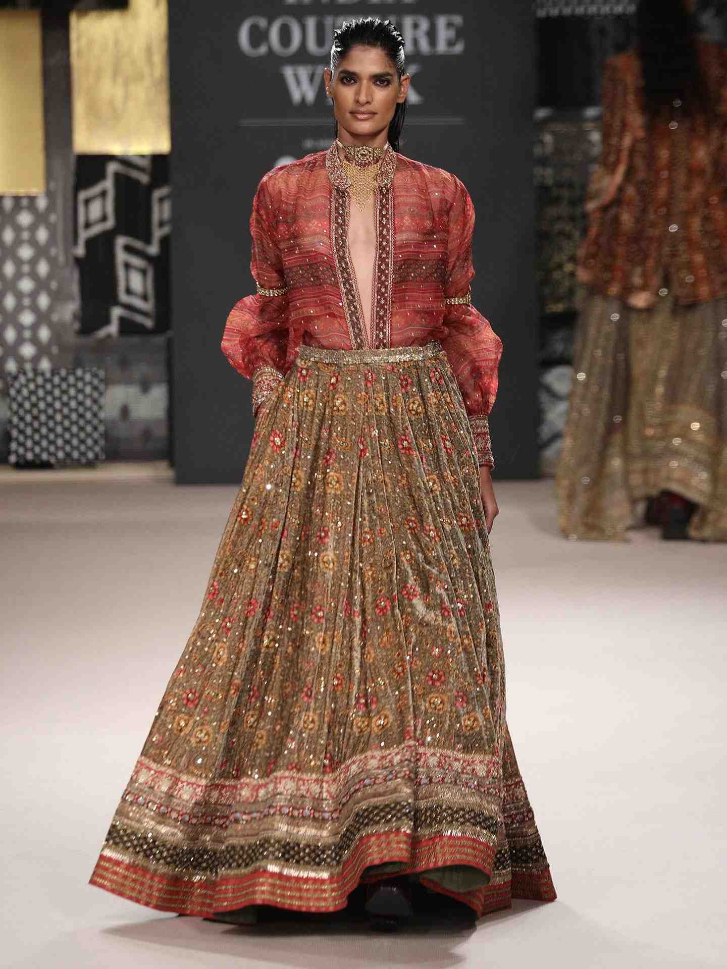 Olive & Pink 	Zergul Ensemble