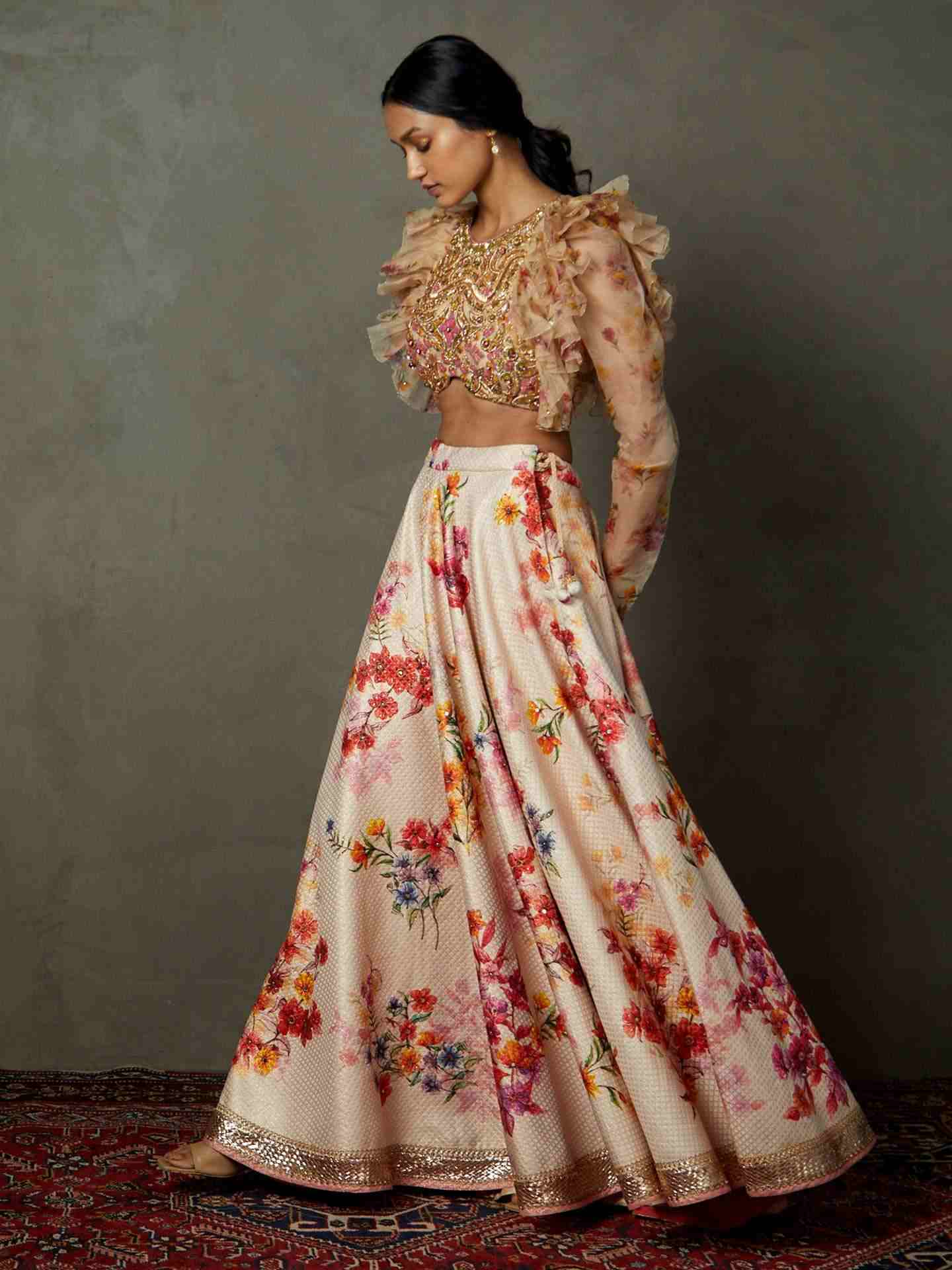 Off White & Multi Star Olivia Ensemble