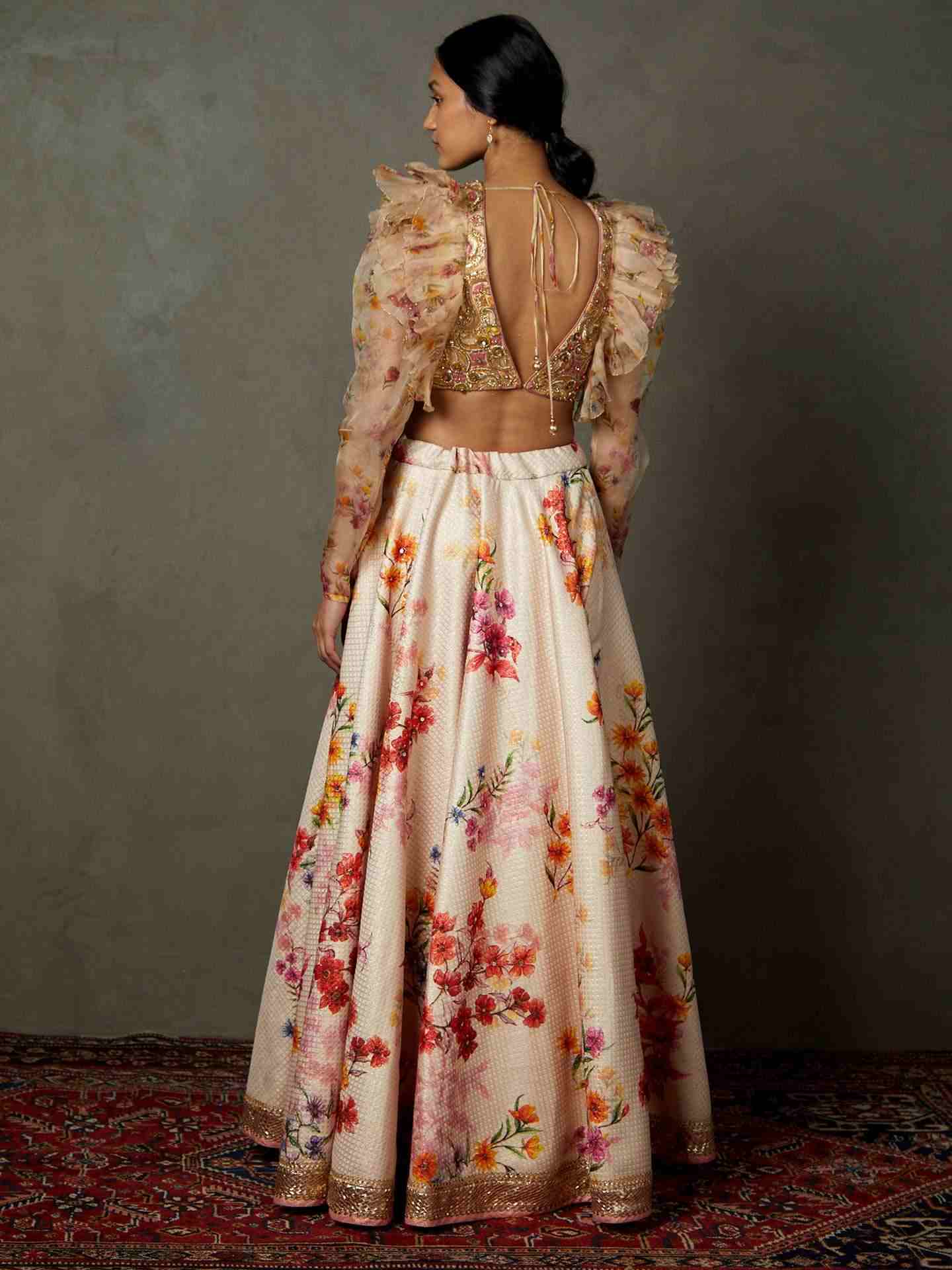 Off White & Multi Star Olivia Ensemble