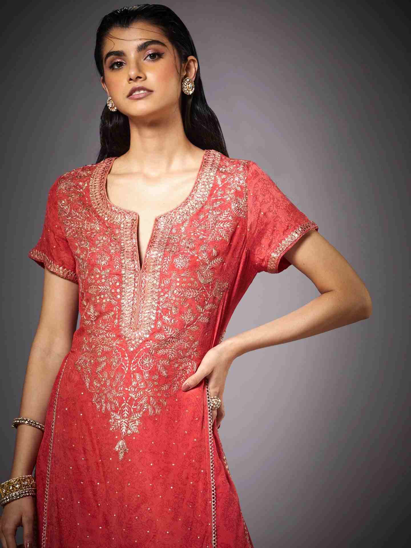 Coral Munar Suit Set