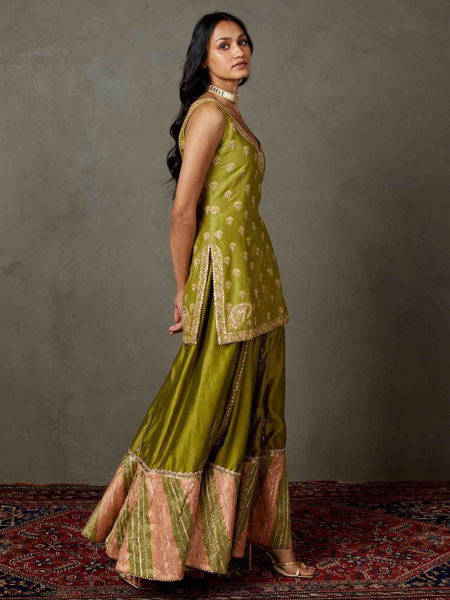 Moss Green & Peach Rajwadi Suit Set