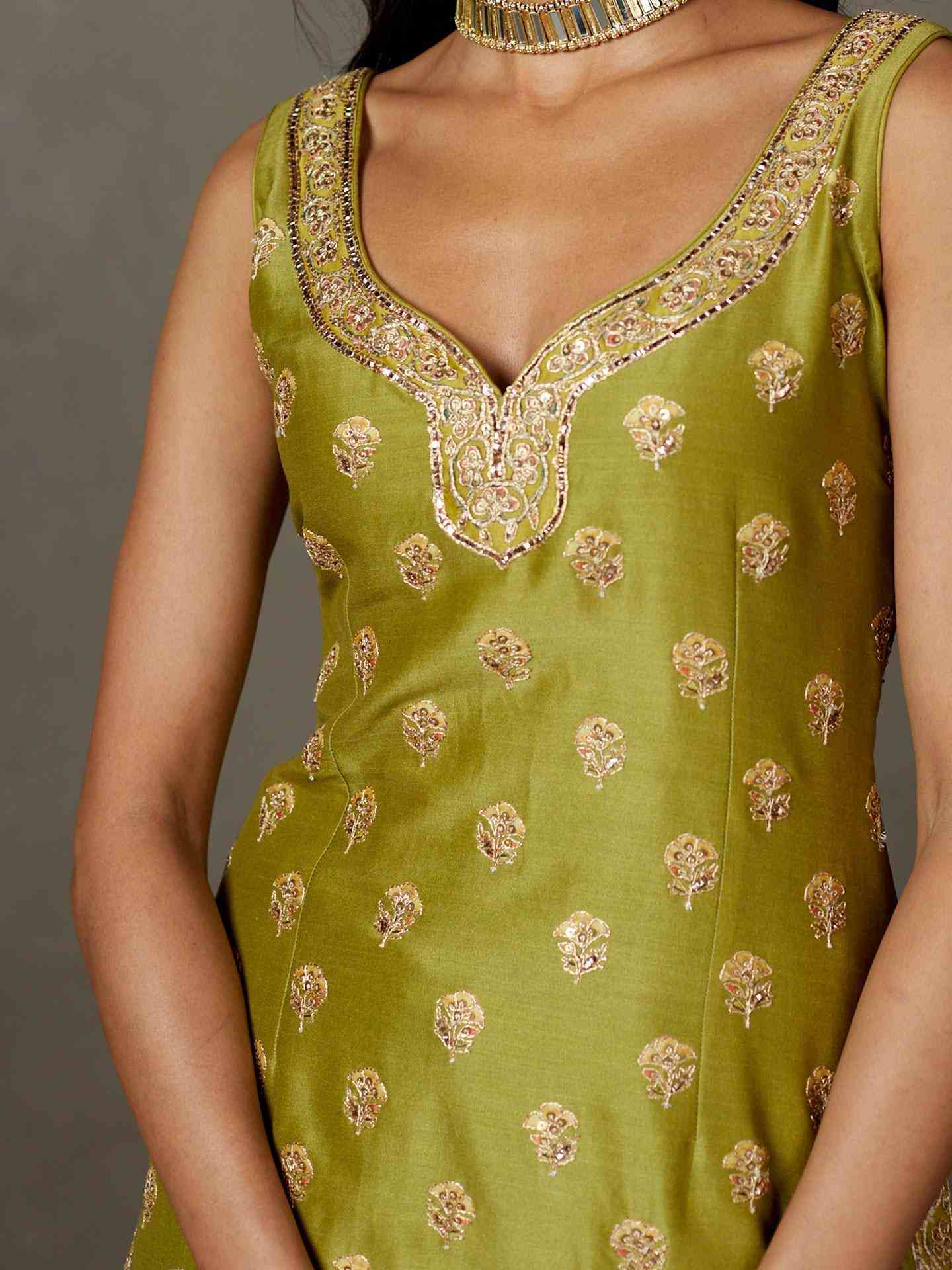 Moss Green & Peach Rajwadi Suit Set