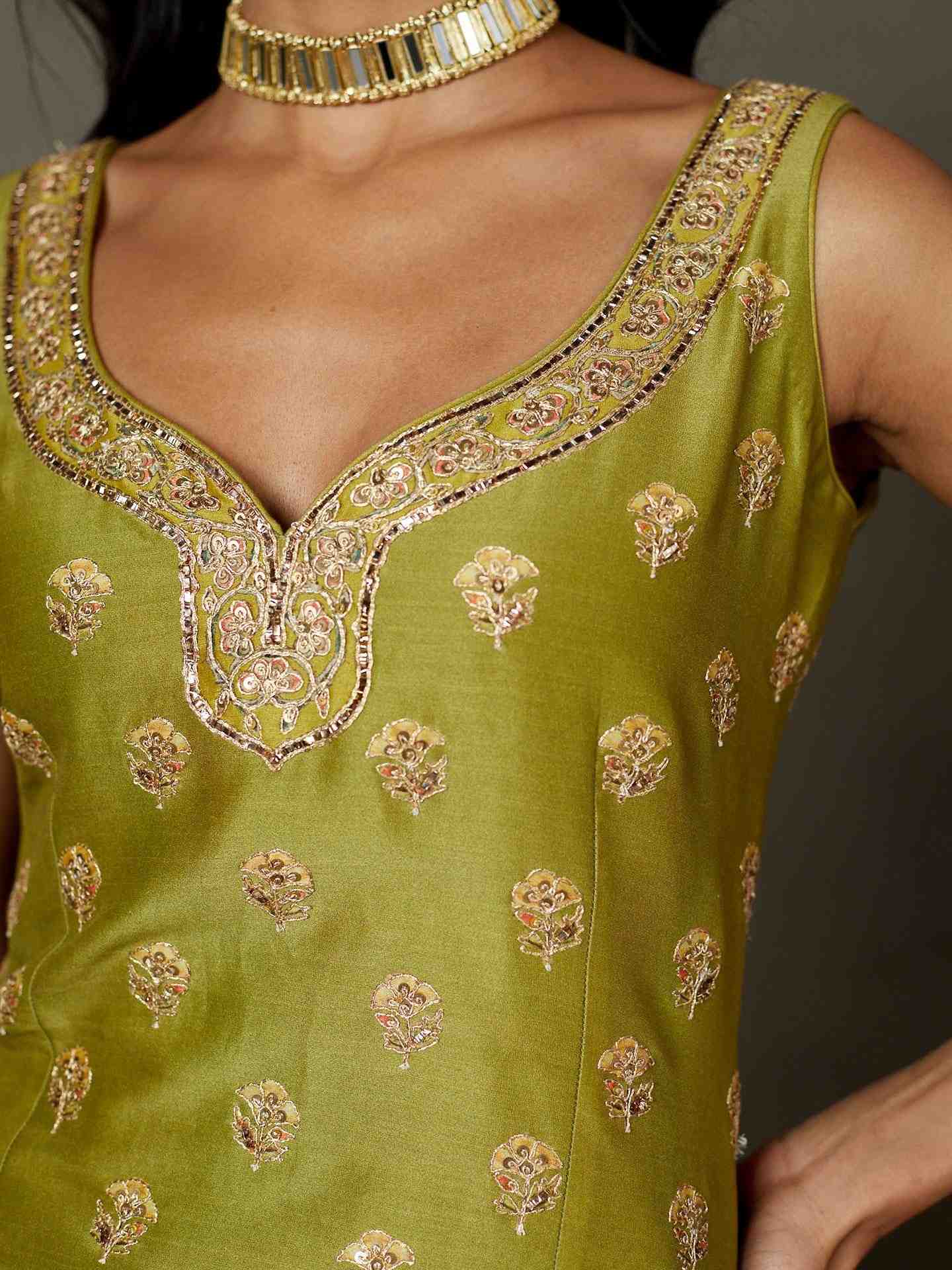 Moss Green & Peach Rajwadi Suit Set