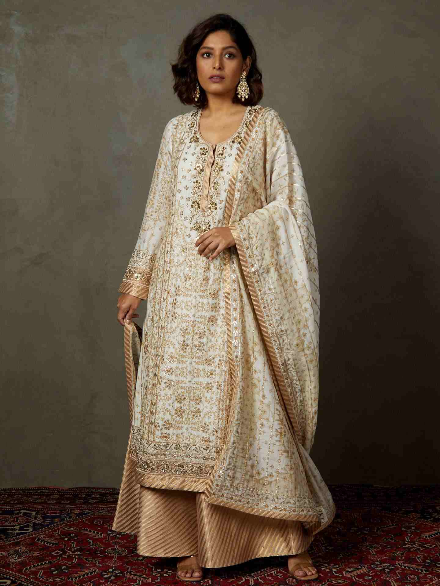 Off White & Beige Chandrika Suit Set