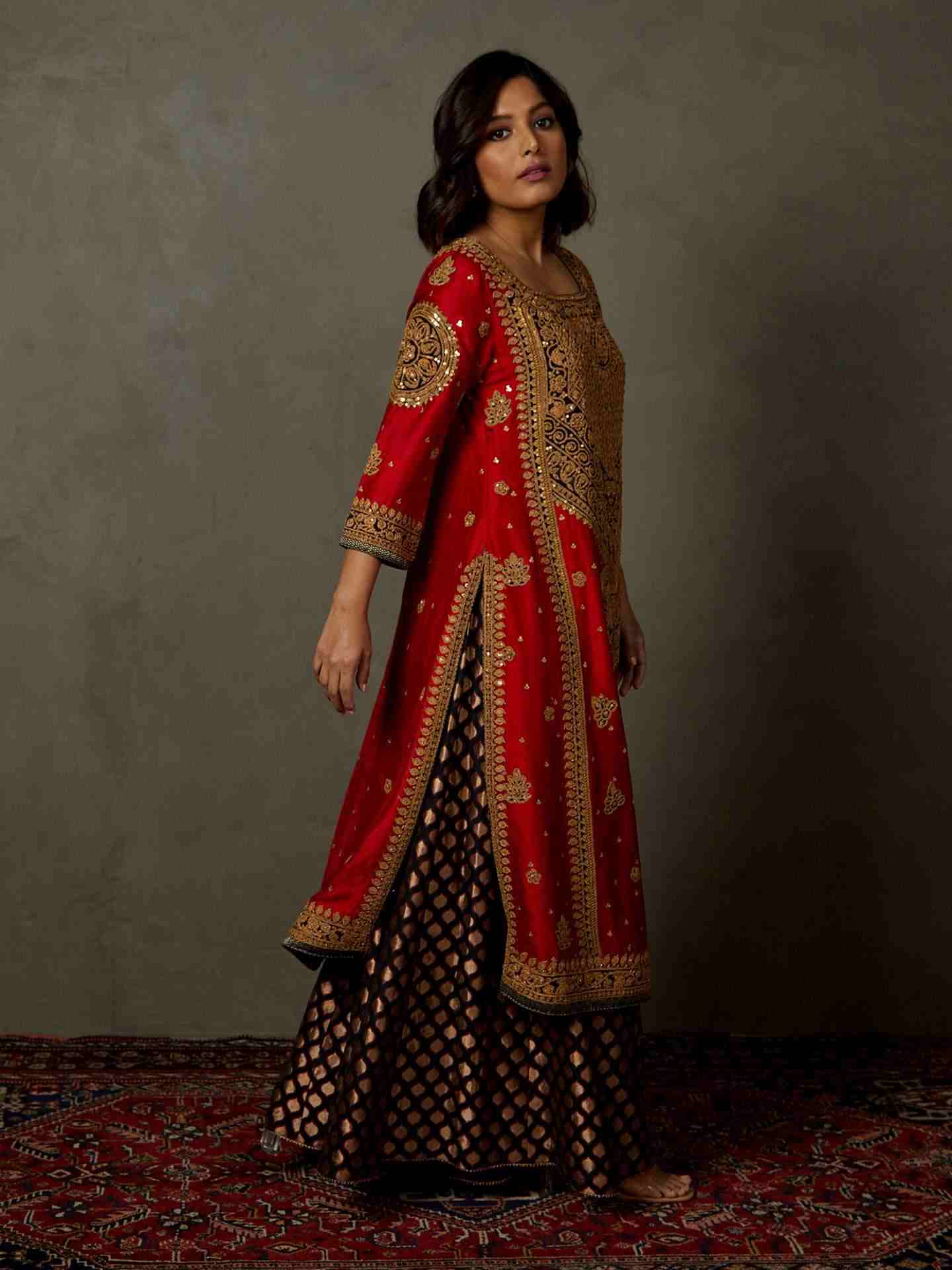 Red & Black Mandwi Suit Set