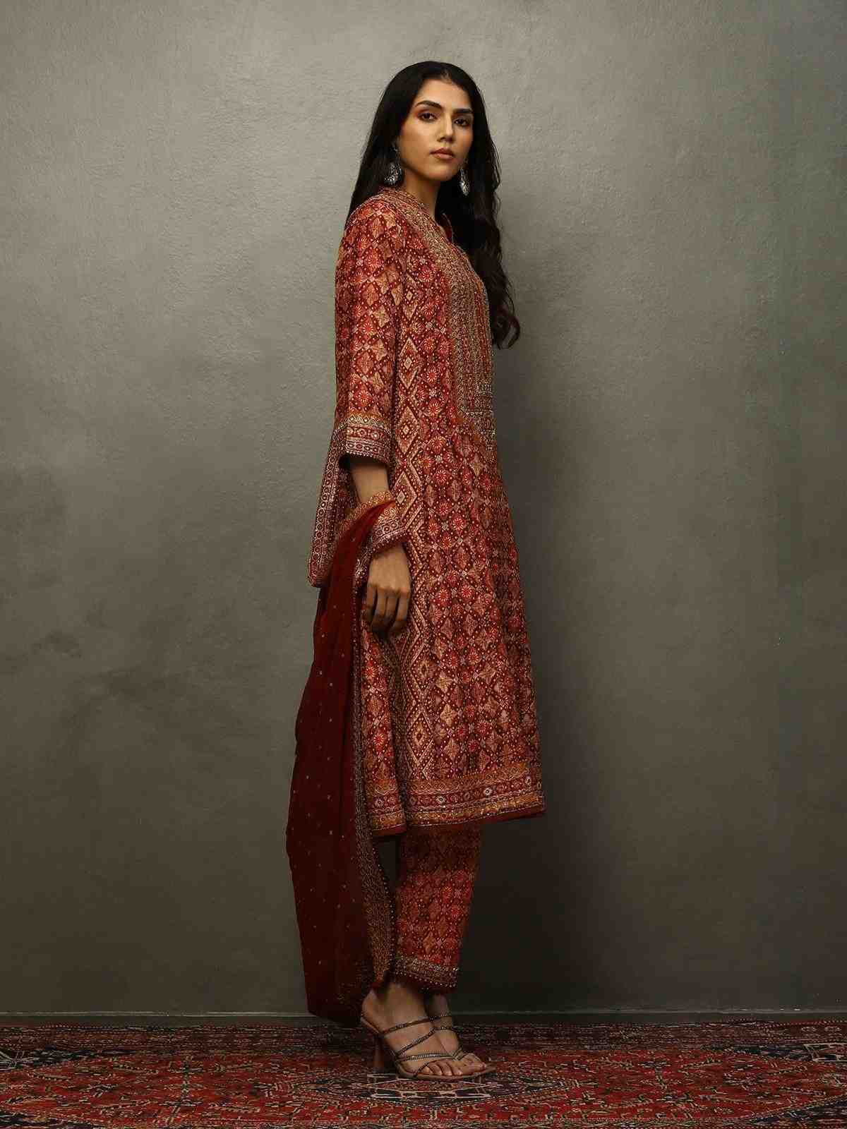 Wine & Beige Ayati Suit Set