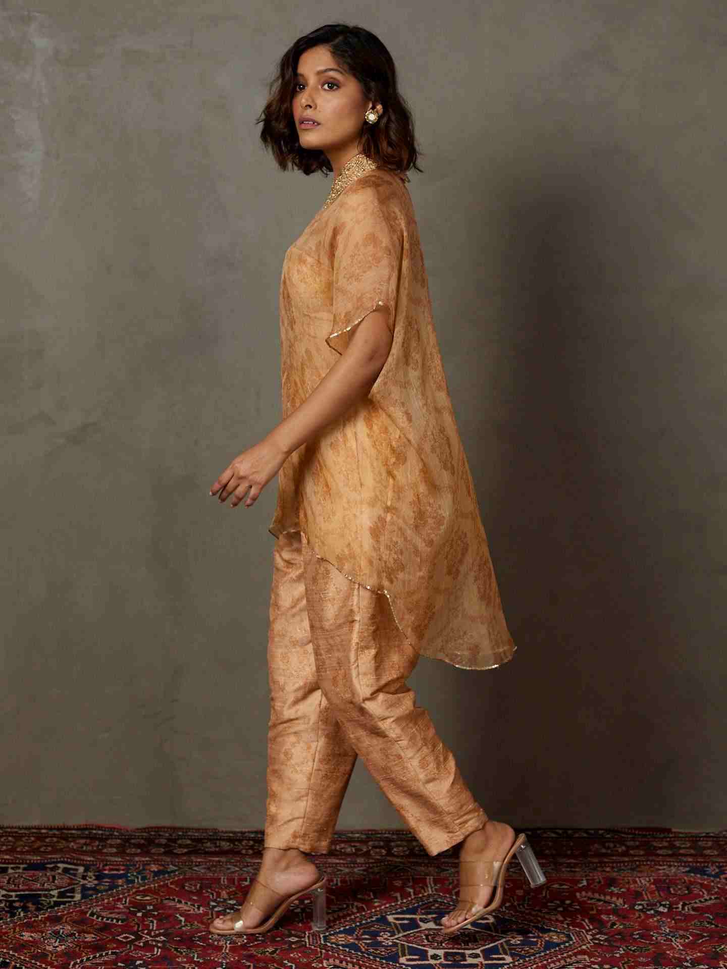 Beige & Gold Primrose Ensemble