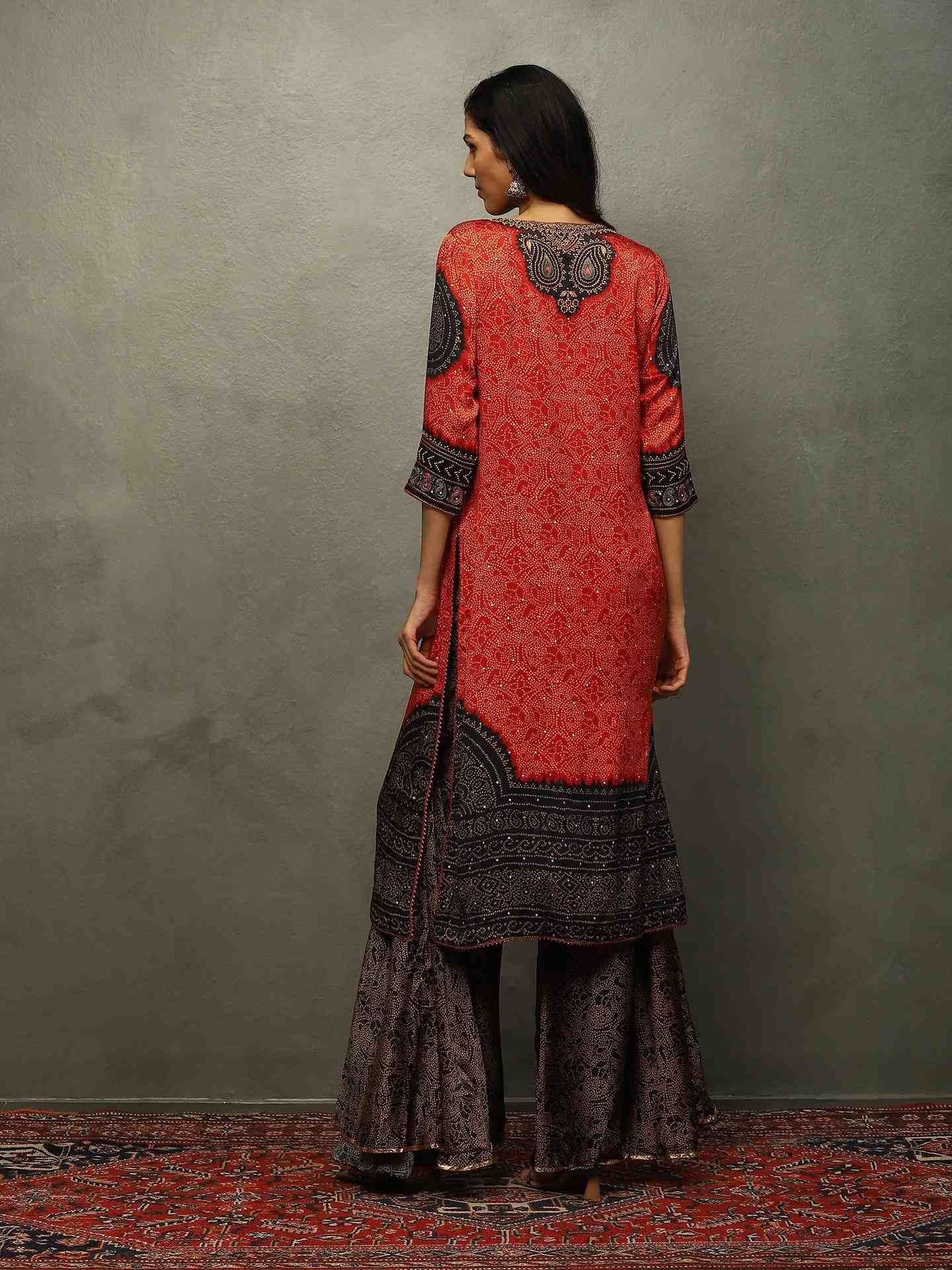 Black & Red Bandhani Suit Set