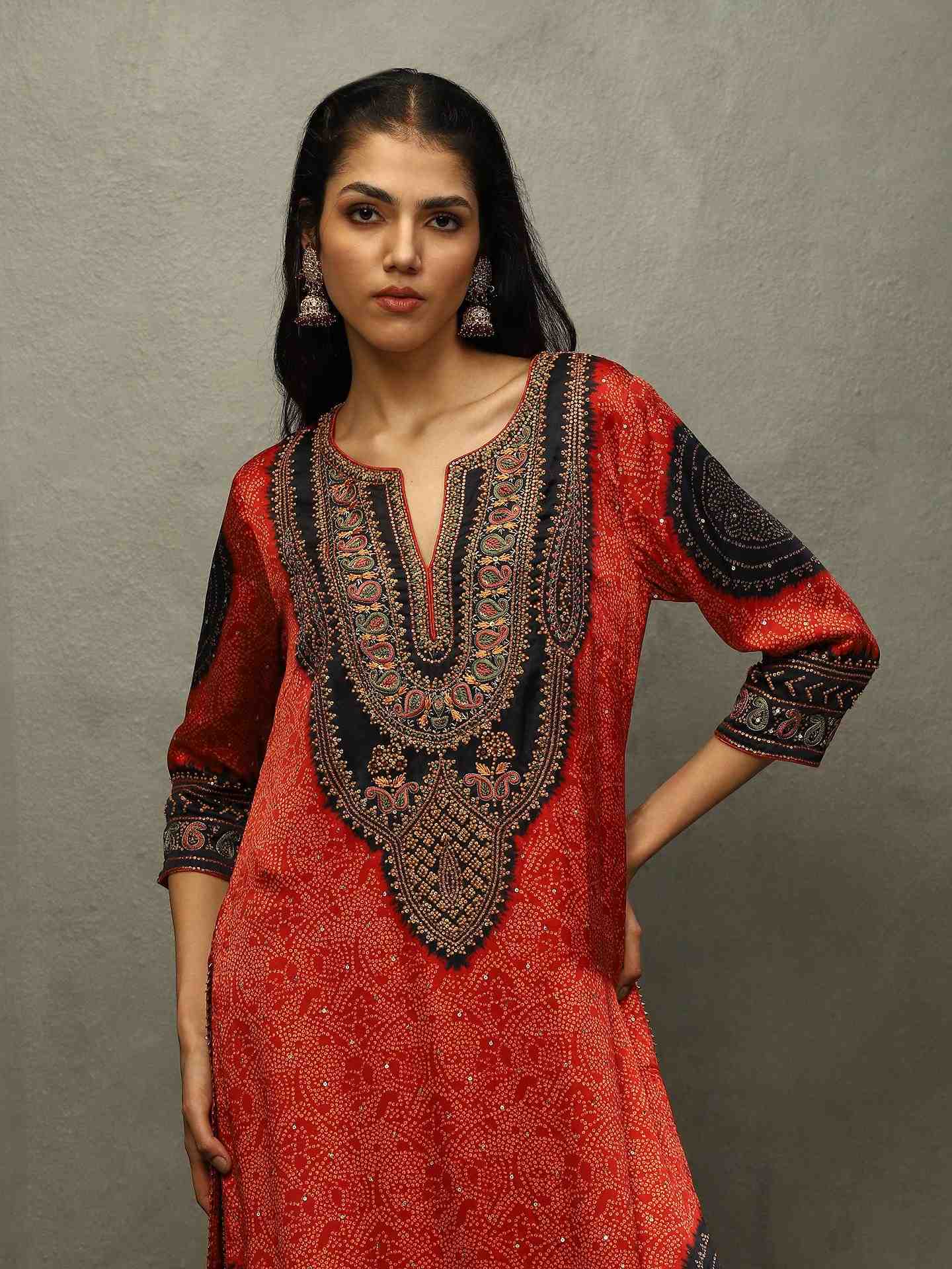 Black & Red Bandhani Suit Set