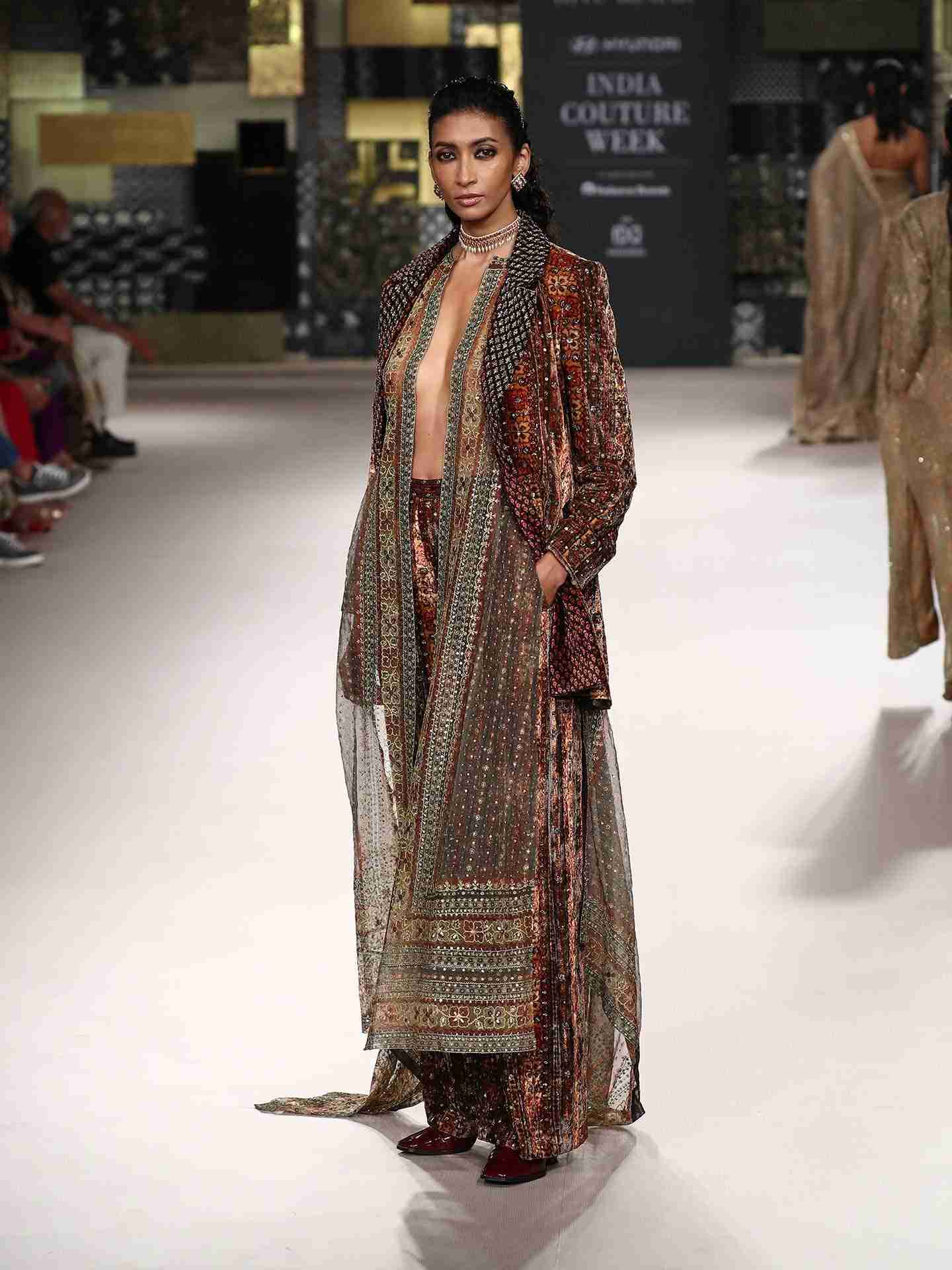 Black 	Zergul Ensemble