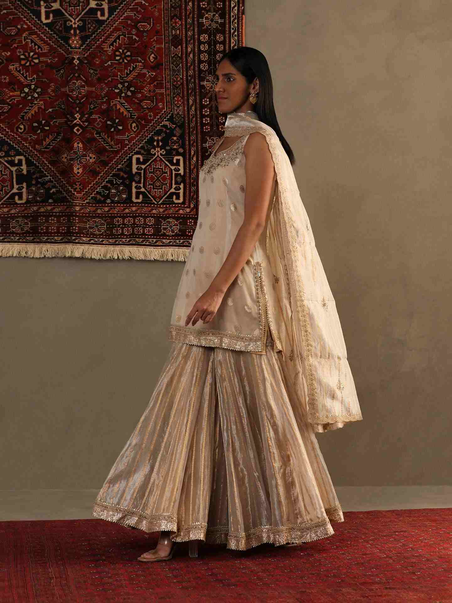 Gold Ganga Jamuna Suit Set