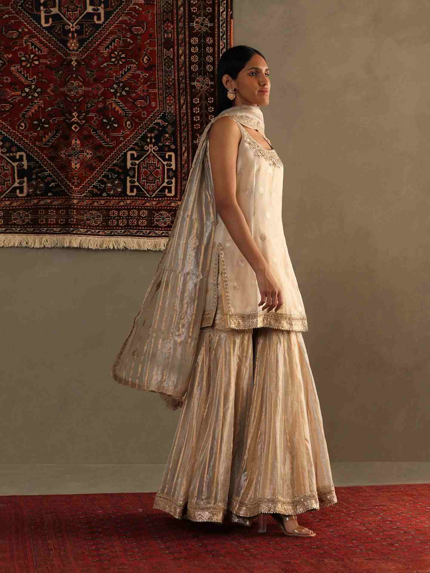 Gold Ganga Jamuna Suit Set