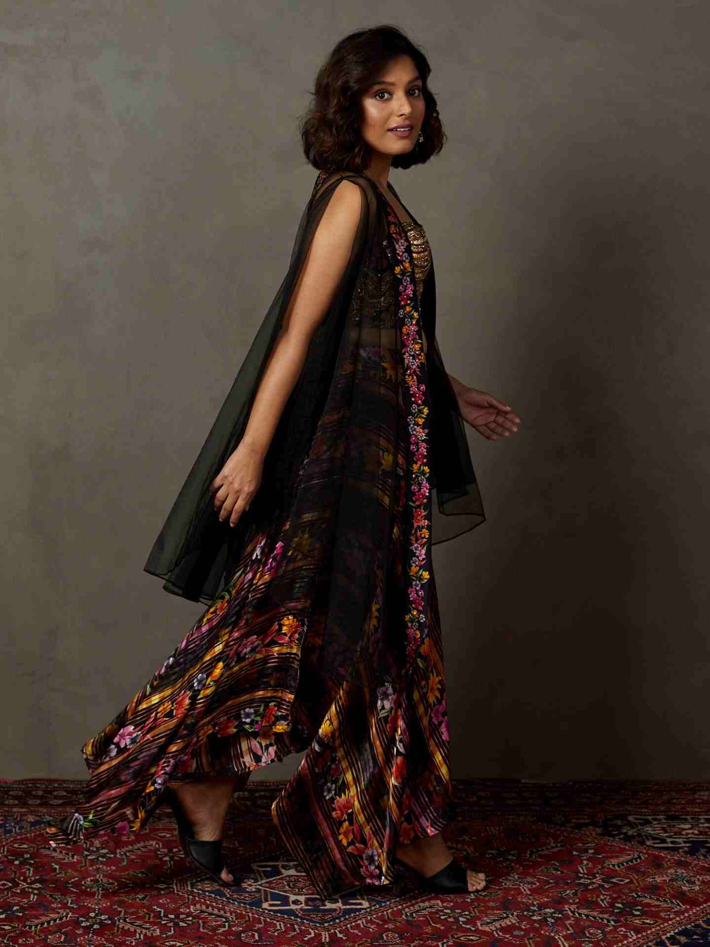 Black & Multi Star Olivia Ensemble