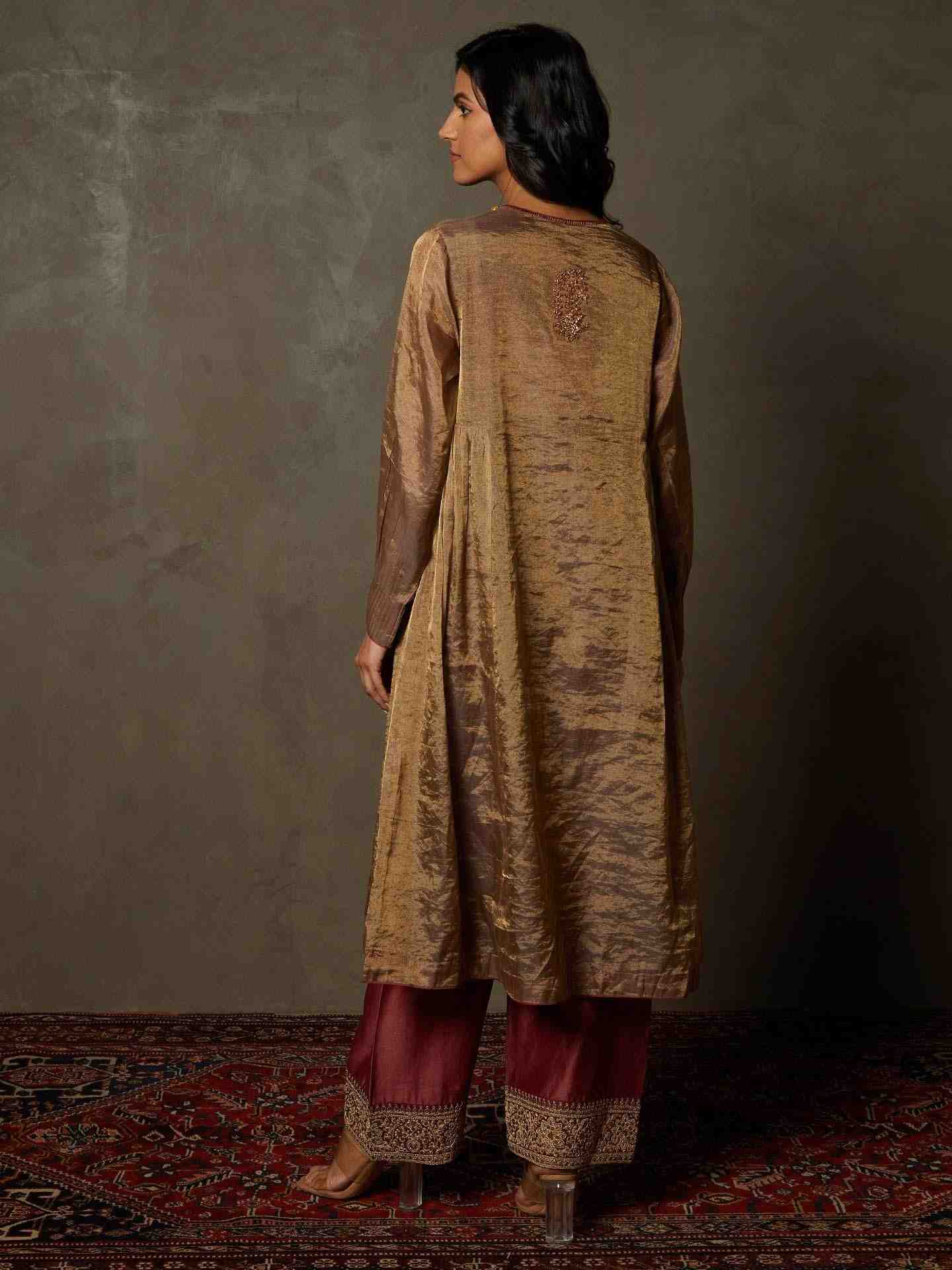 Antique Gold Manjari Suit Set