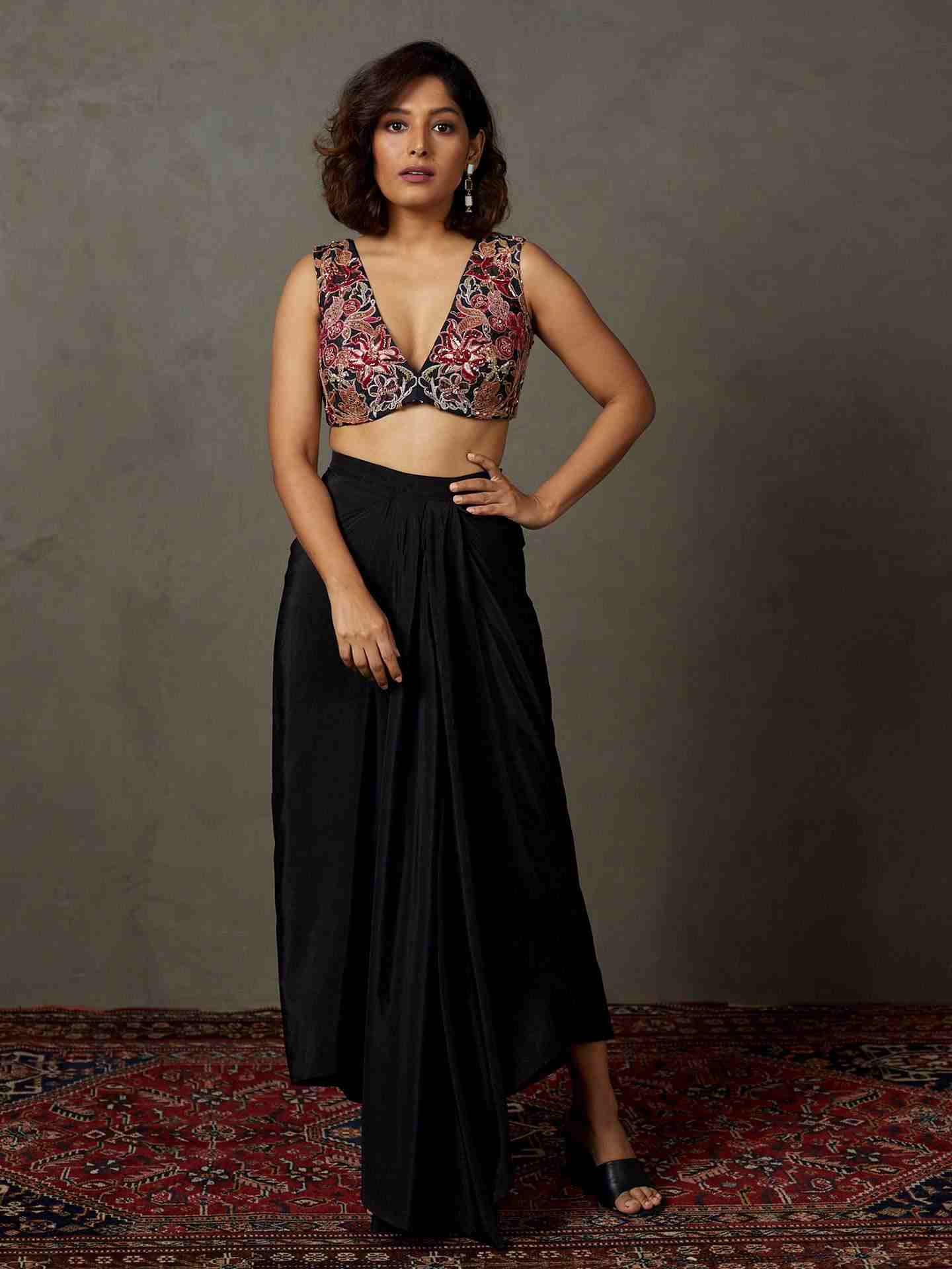 Black & Multi Adenia Ensemble