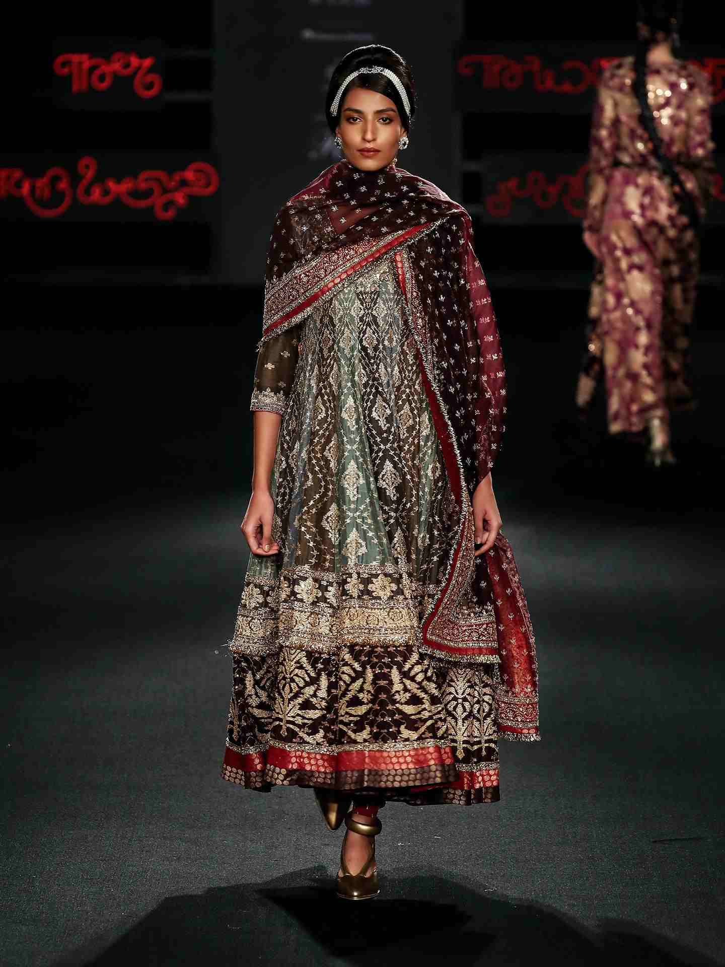 Charcoal Grey Burgundy Jamdani Suit Set