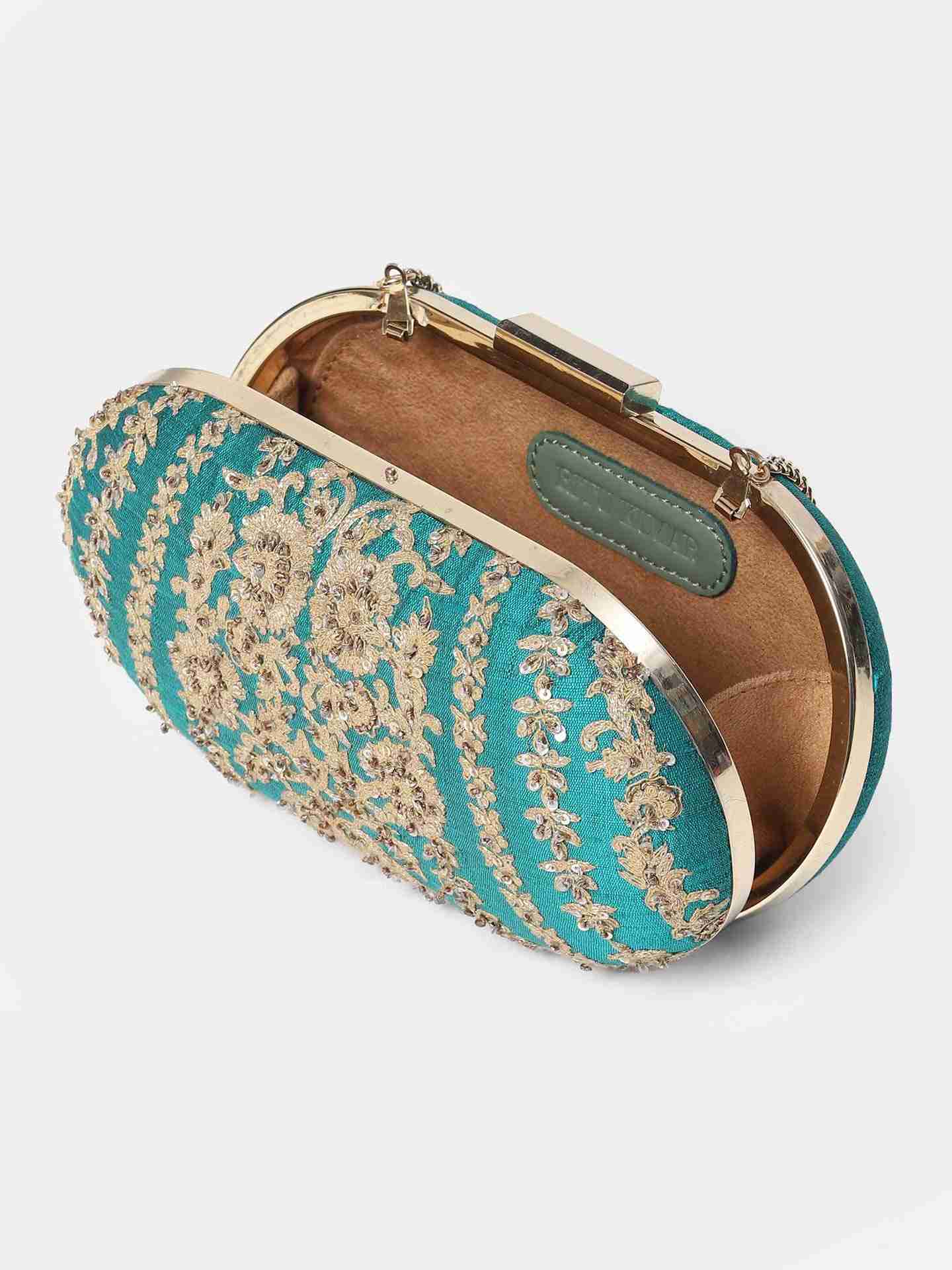 Emerald Narmada Clutch
