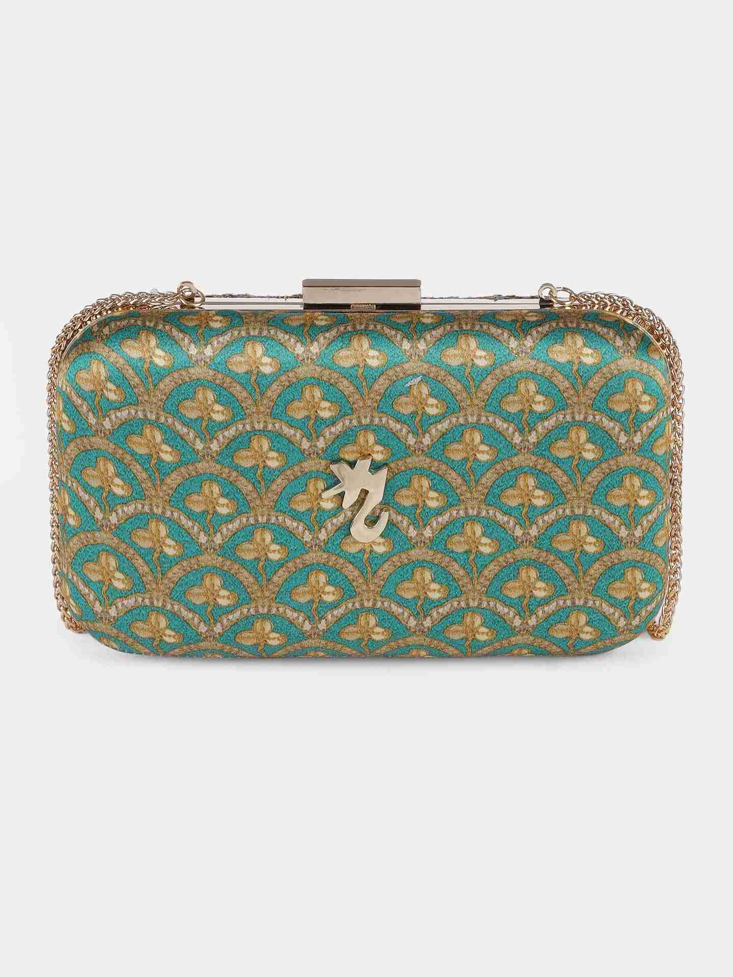 Emerald Satnam Clutch