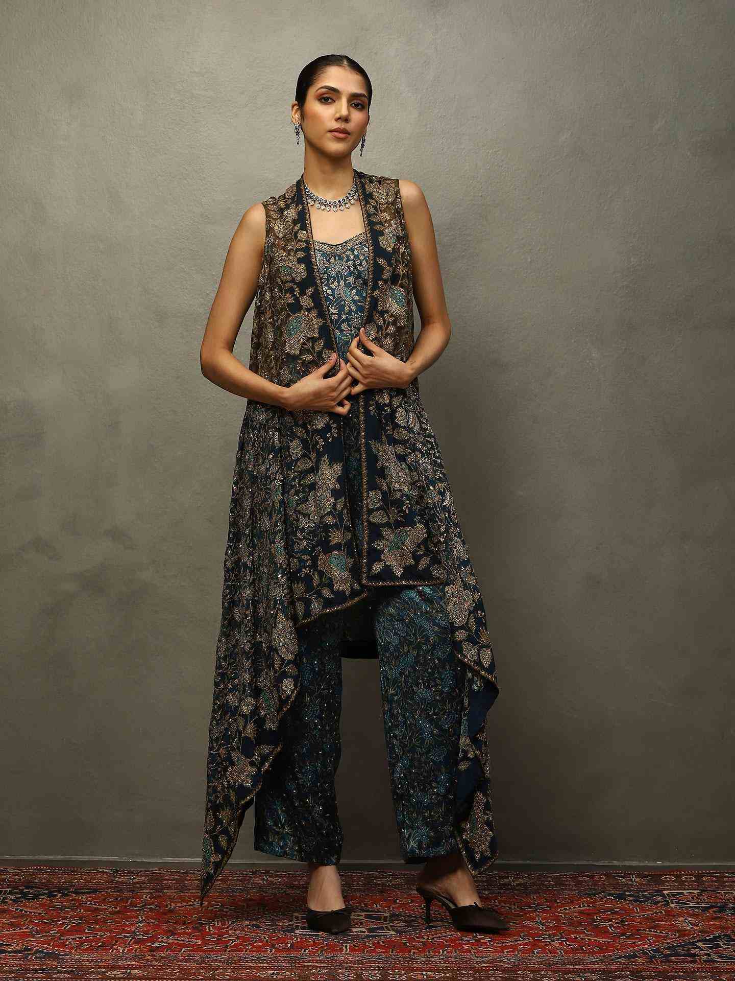 Ink Blue & Moss Bougainvilla Cape
