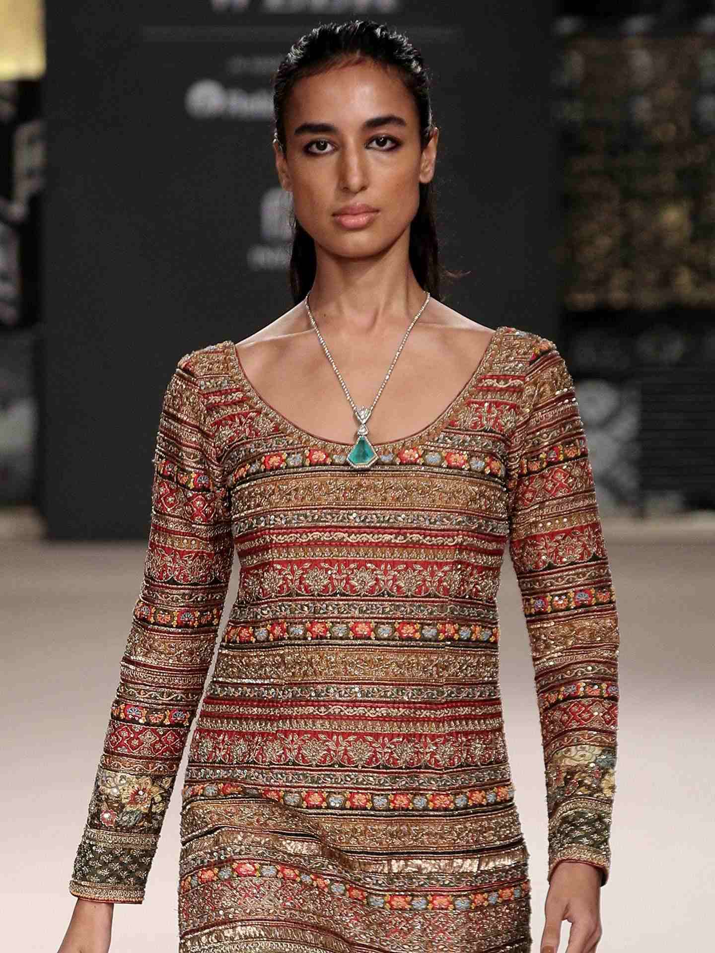 Red & Multi 	Zergul Dress