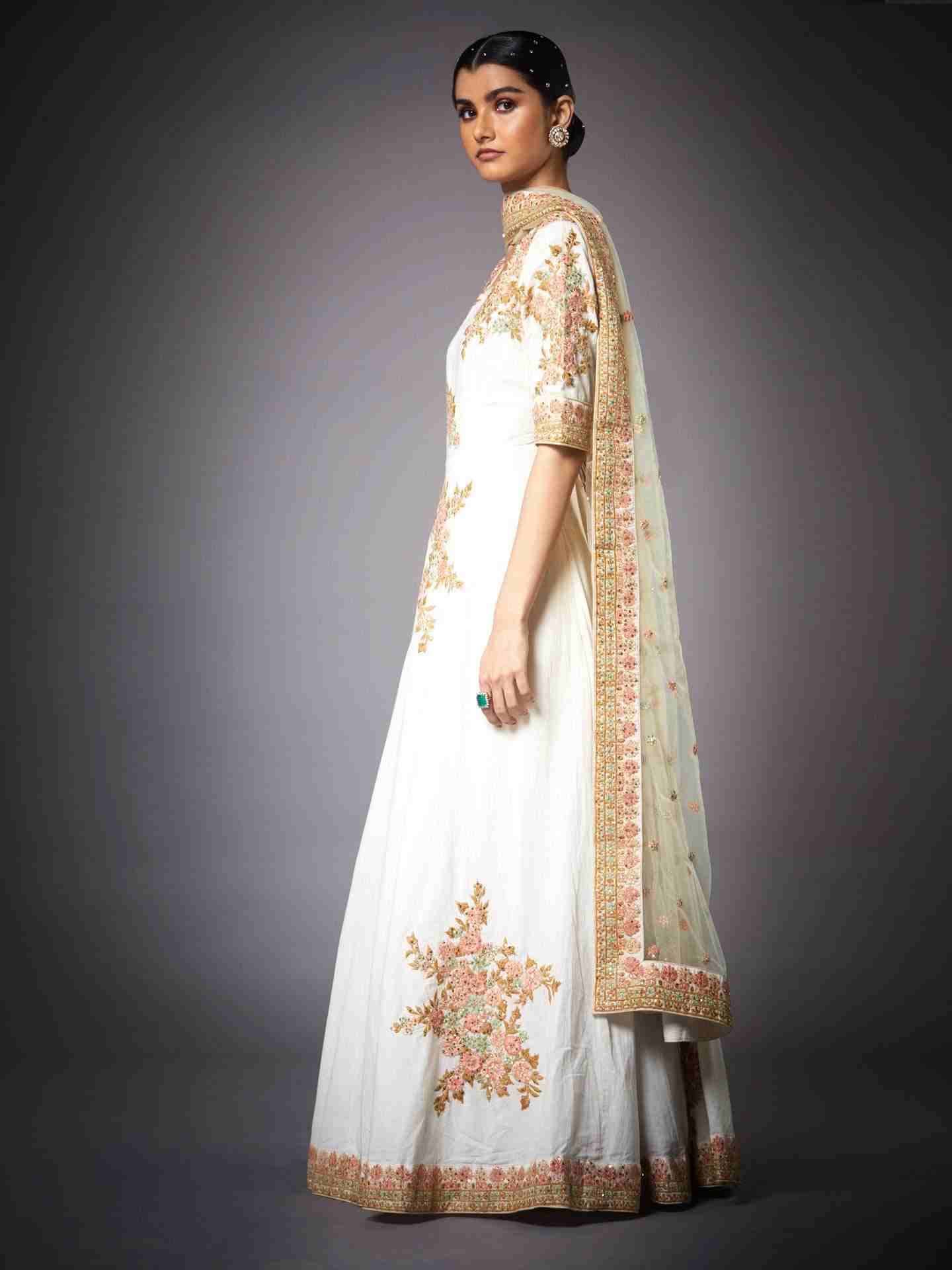 Off White Guncha Gown With Dupatta